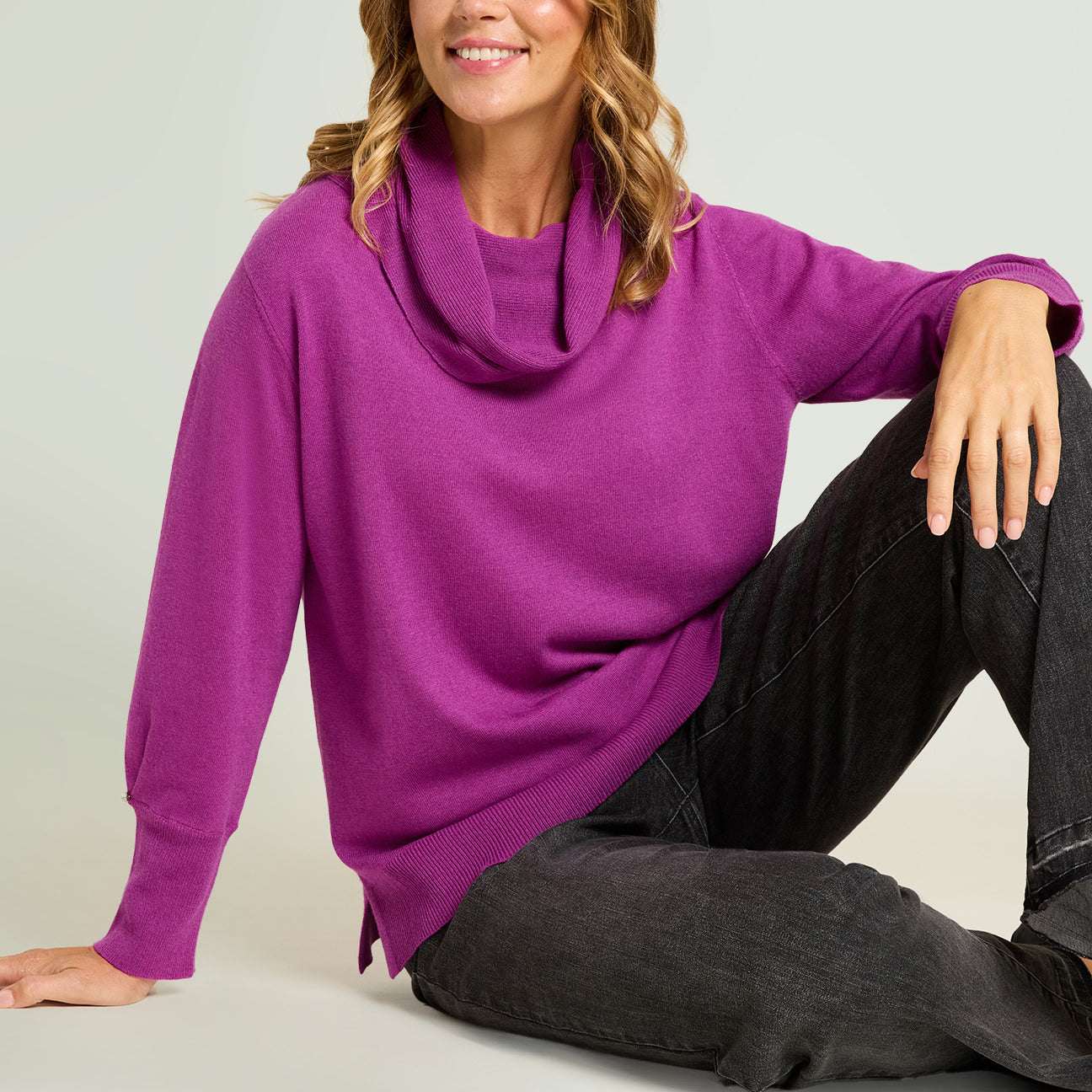 MAGLIA CON COLLO AD ANELLO