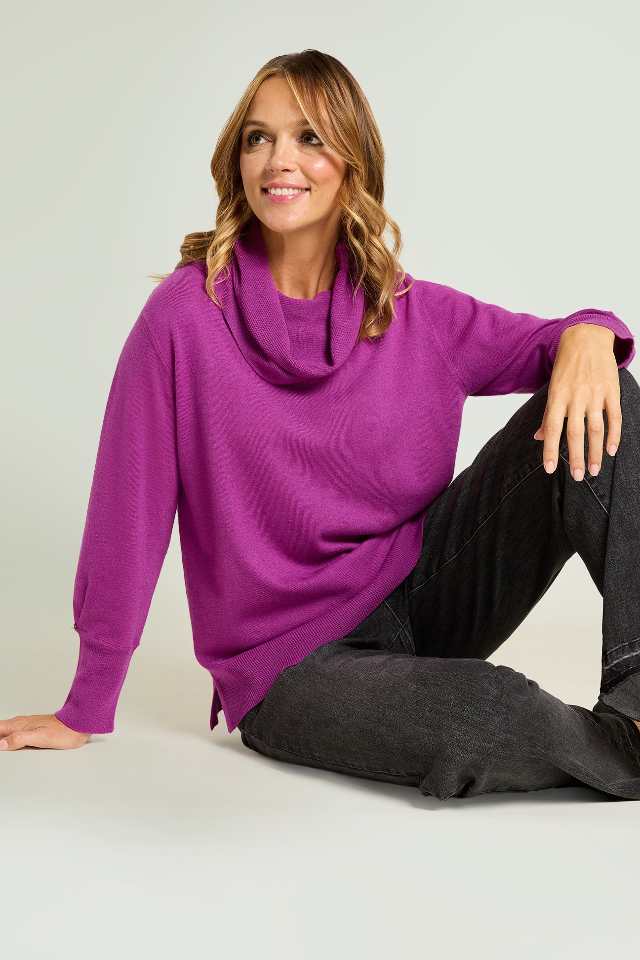 MAGLIA CON COLLO AD ANELLO