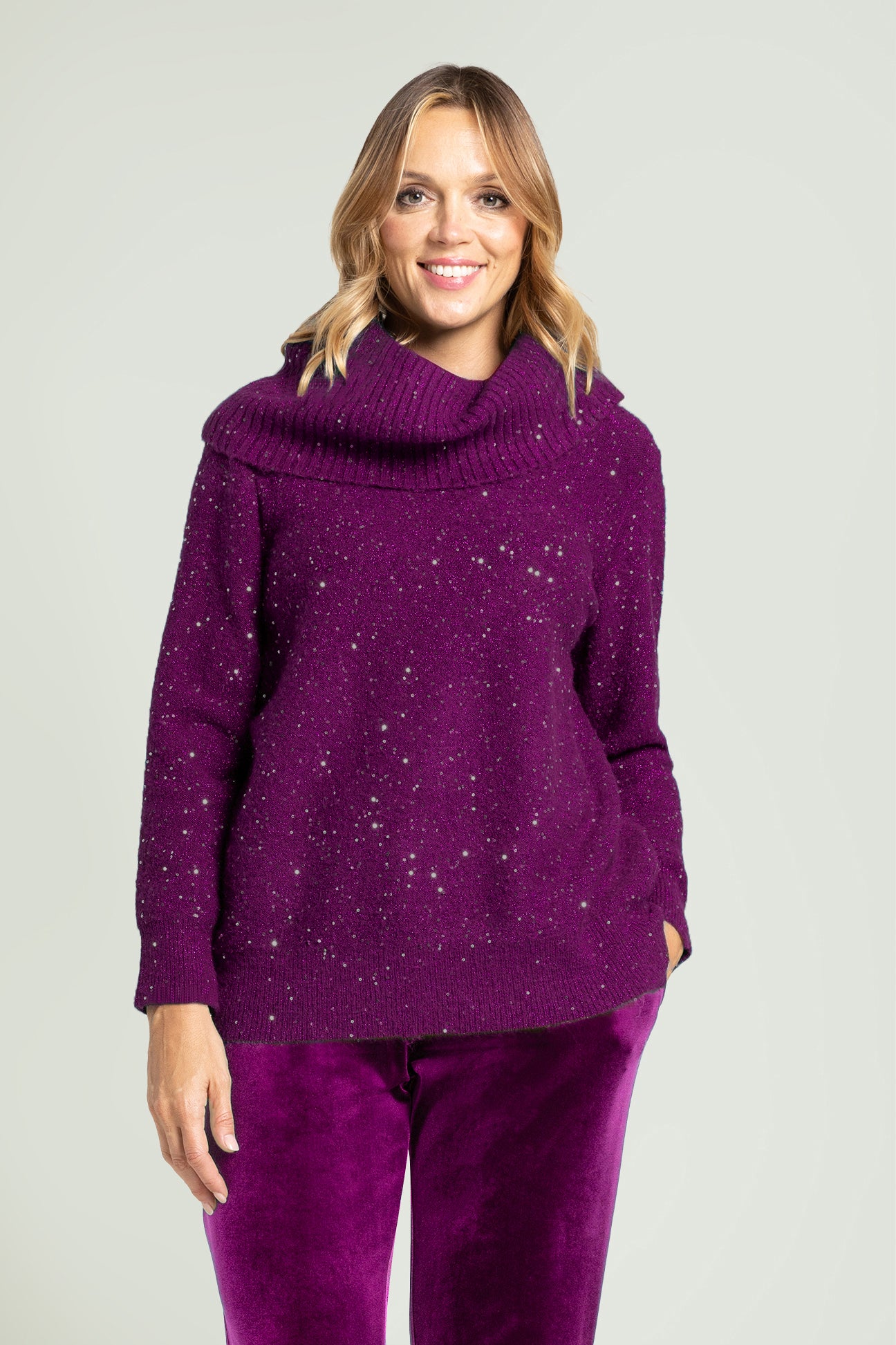 MAGLIA FULL PAILLETTES CON COLLO STACCABILE