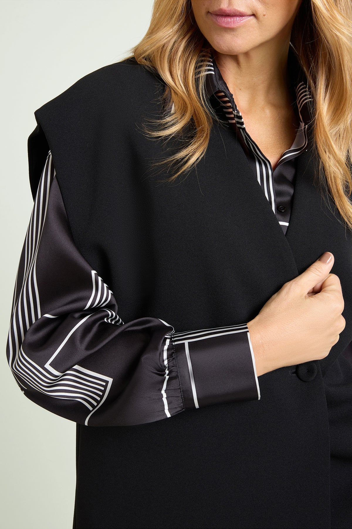 GILET IN CREPE
