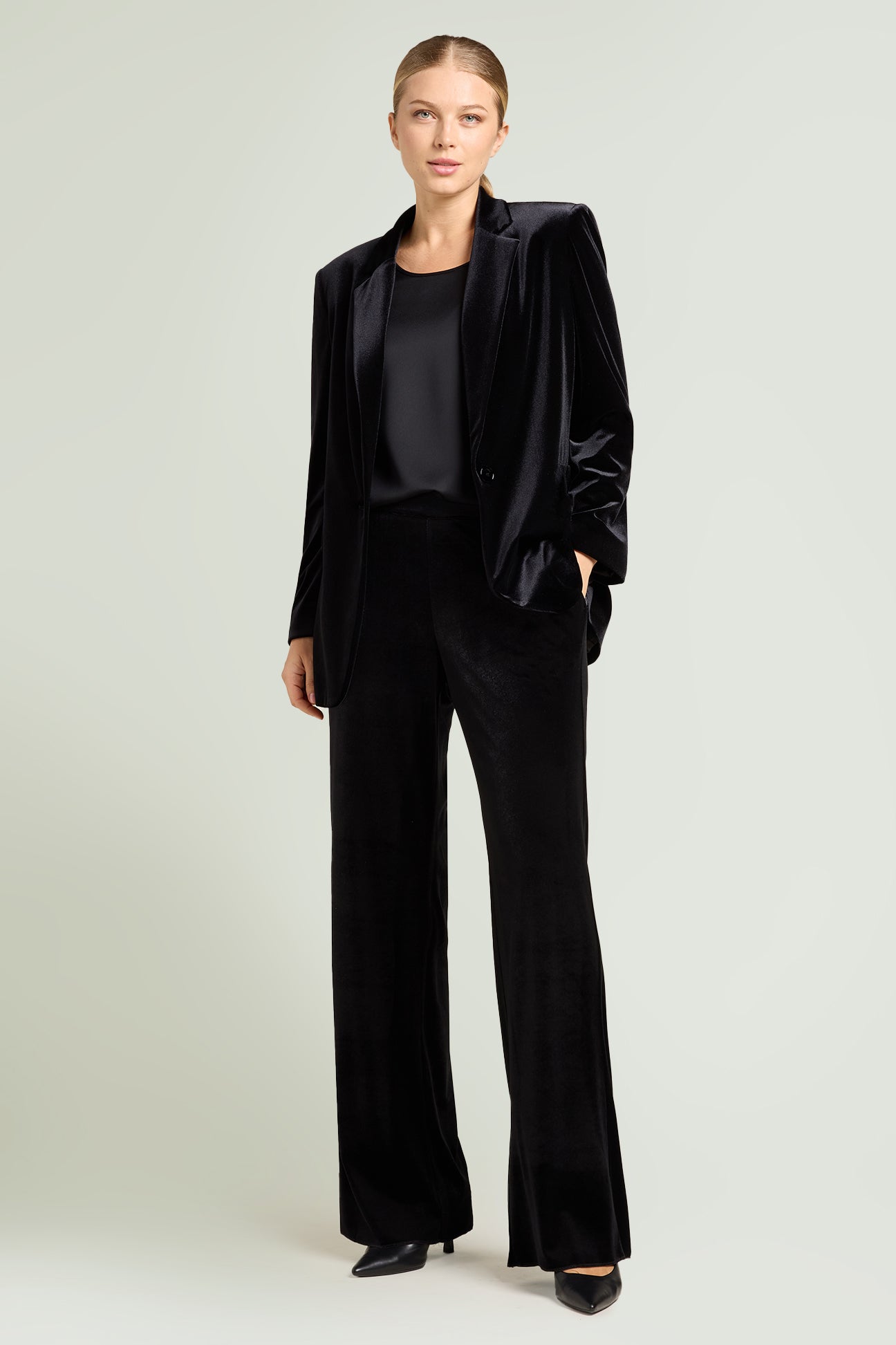 PANTALONI PUL-ON AMPI IN VELLUTO STRETCH