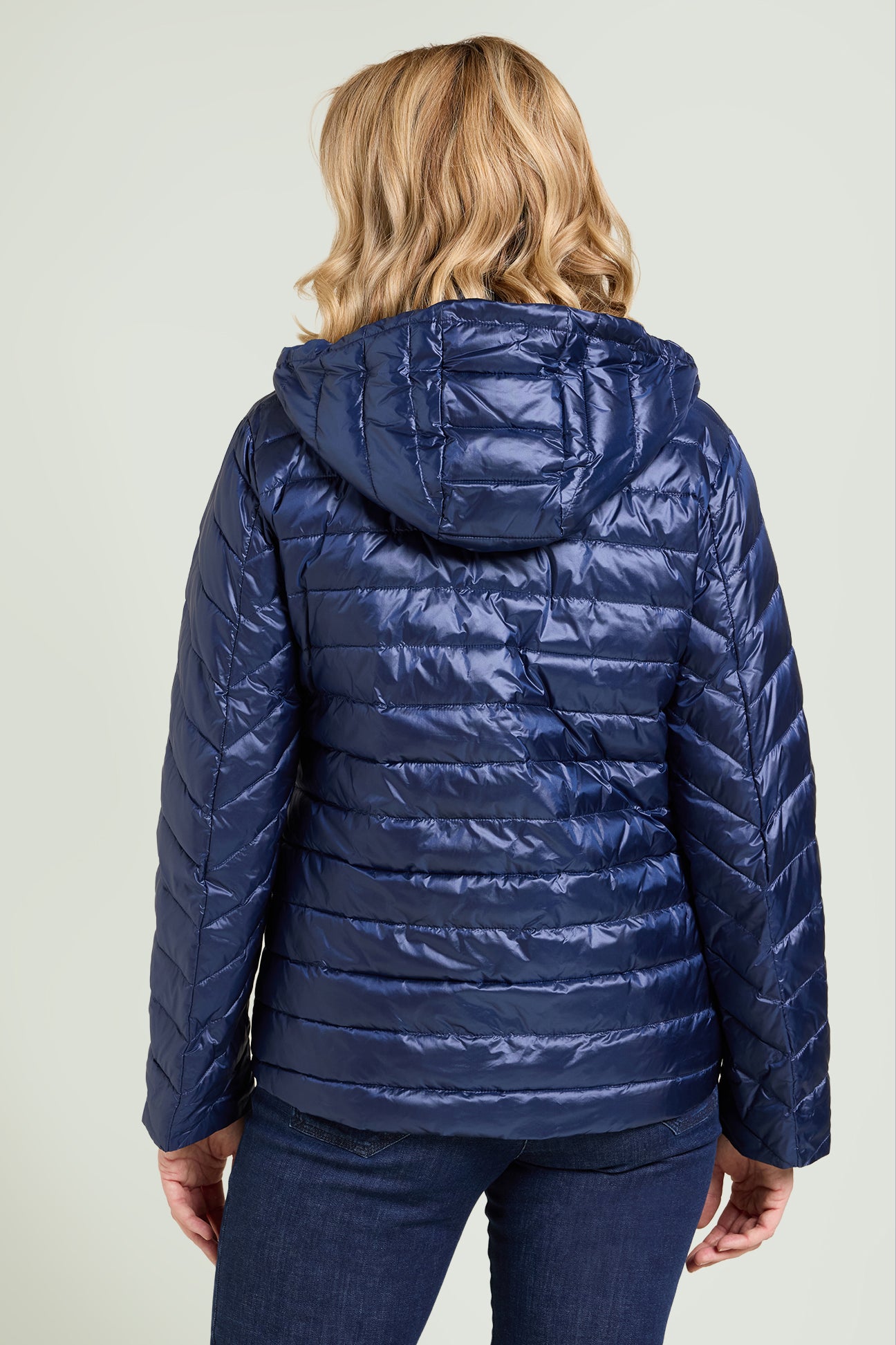 LIGHT WEIGHT IN NYLON CANGIANTE