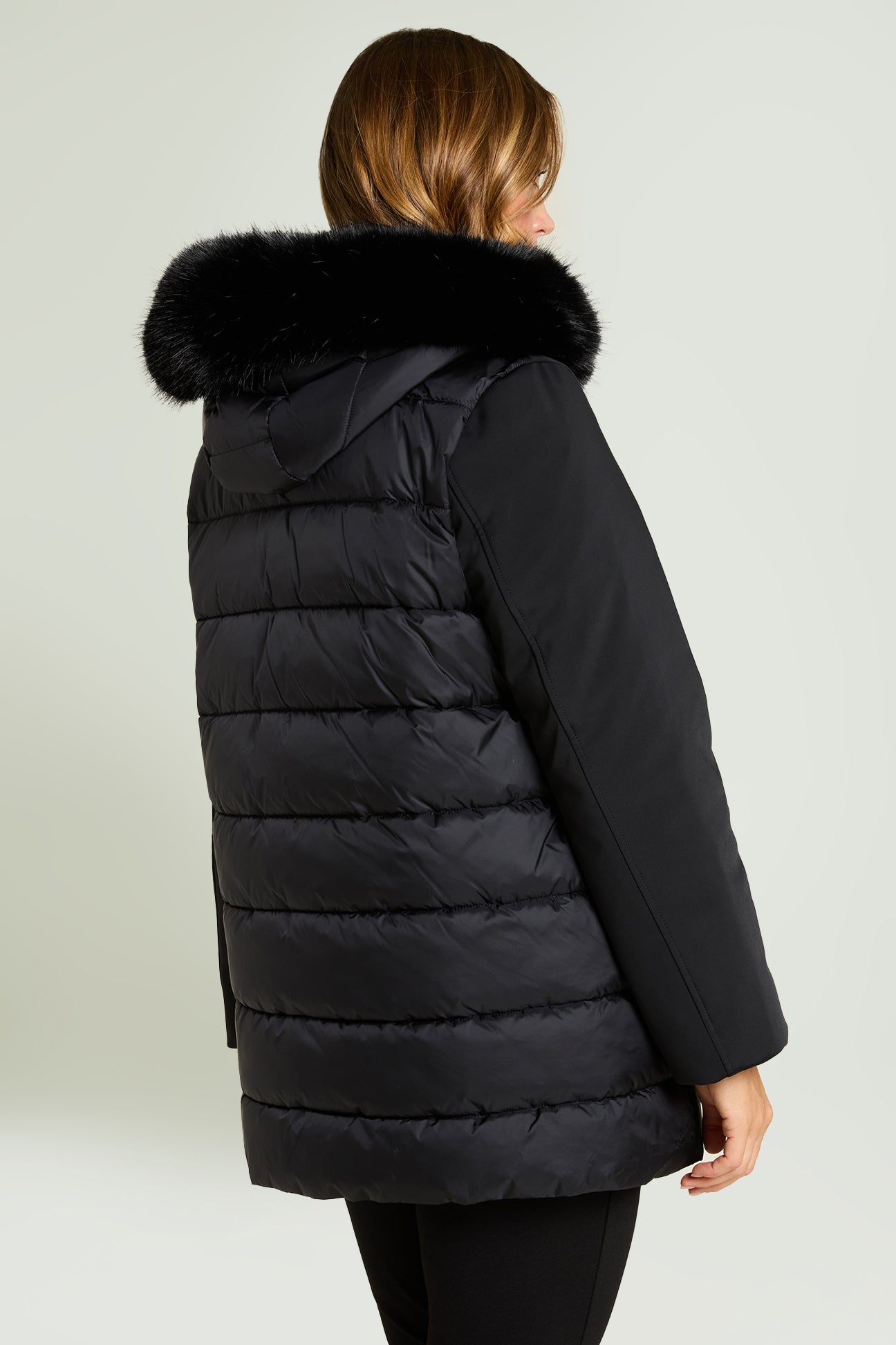 PIUMINO IN TESSUTO TECNICO E NYLON