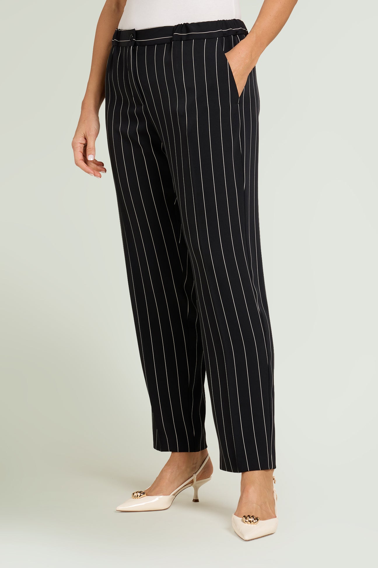 PANTALONI A SIGARETTA IN CADY GESSATO