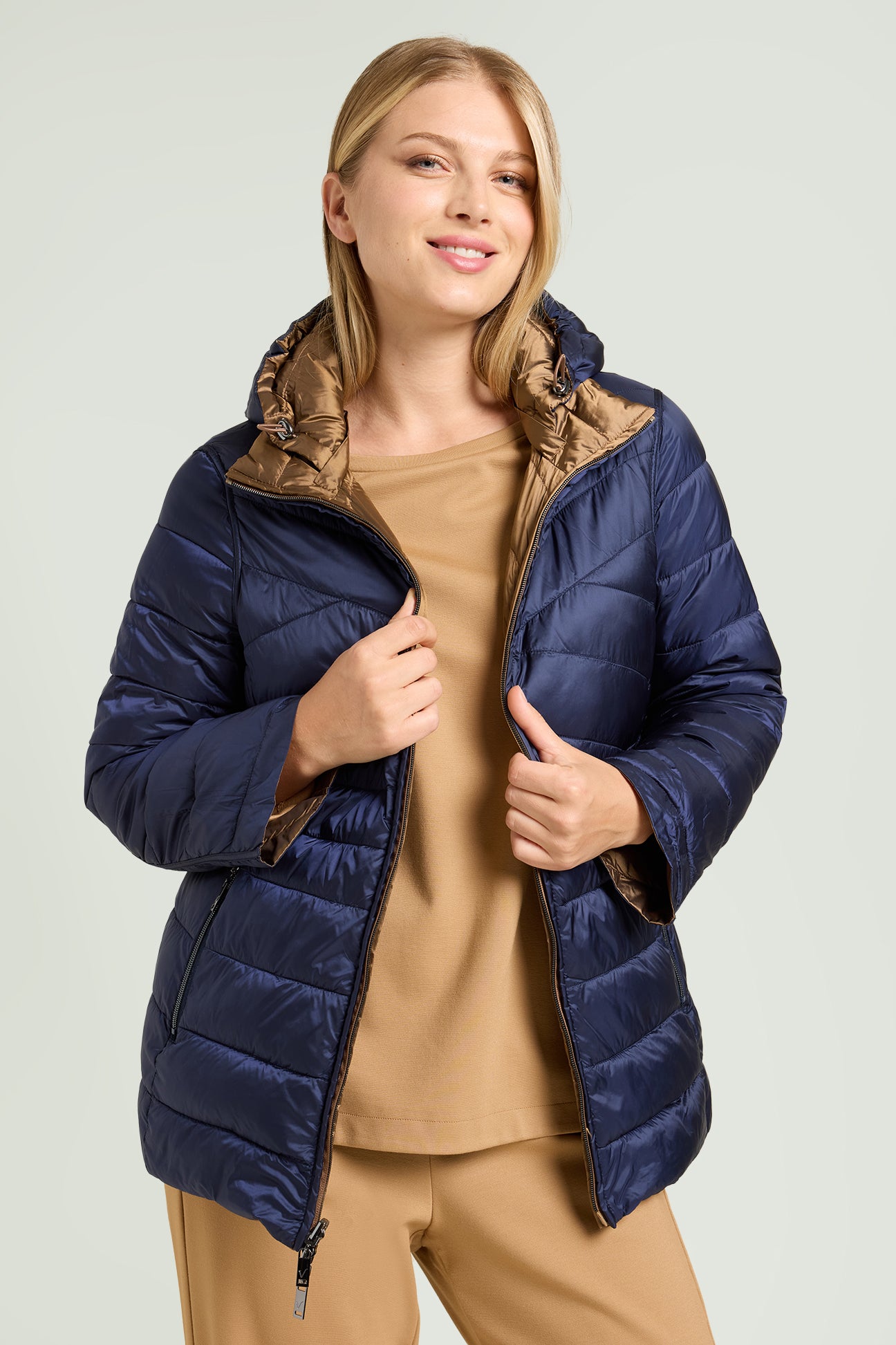 PIUMINO REVERSIBILE IN NYLON CANGIANTE