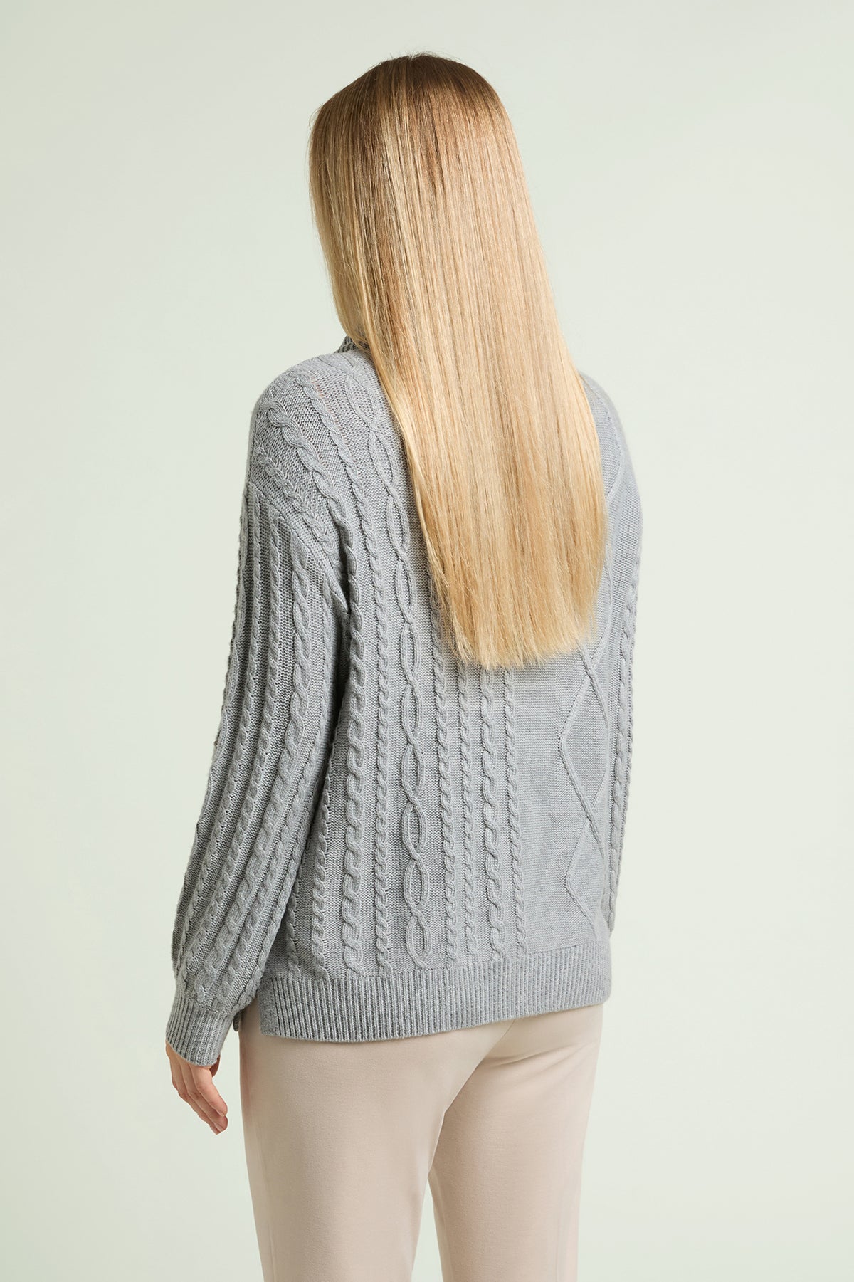 MAGLIA A TRECCE CON CASTONI