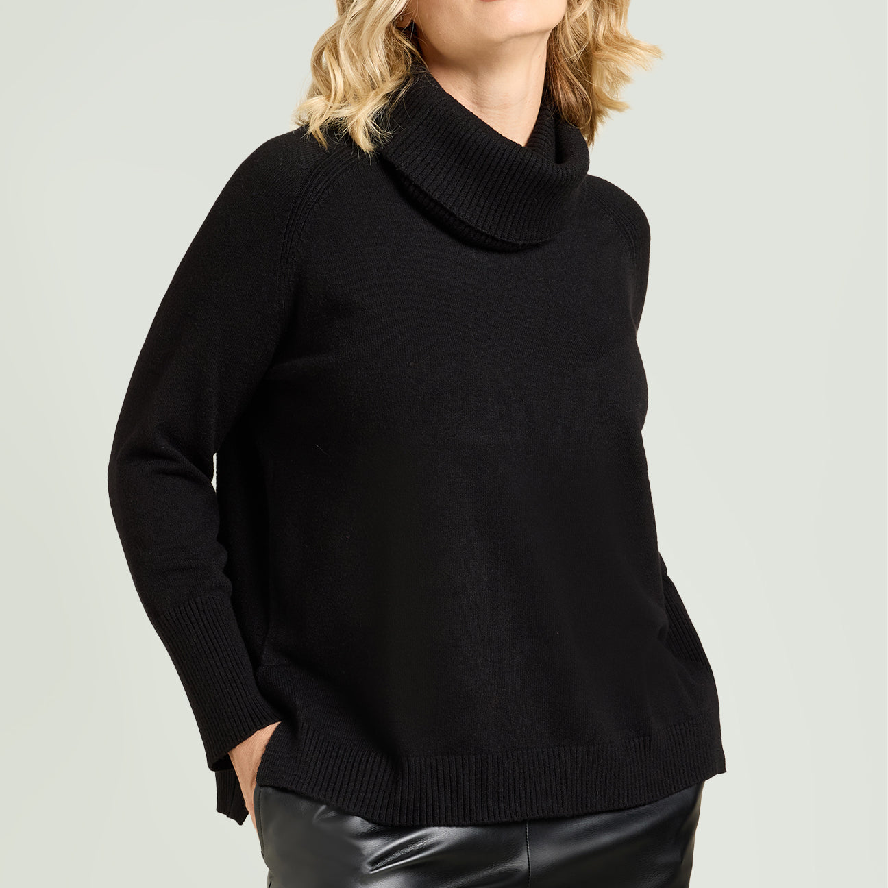 MAGLIA WINTER TOUCH CON COLLO STACCABILE