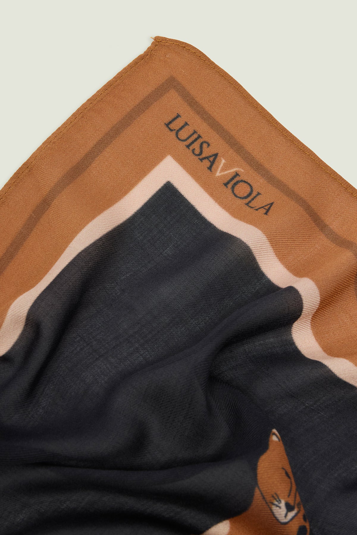 SCIARPA-FOULARD CON STAMPA ANIMALIER FIGURATIVA
