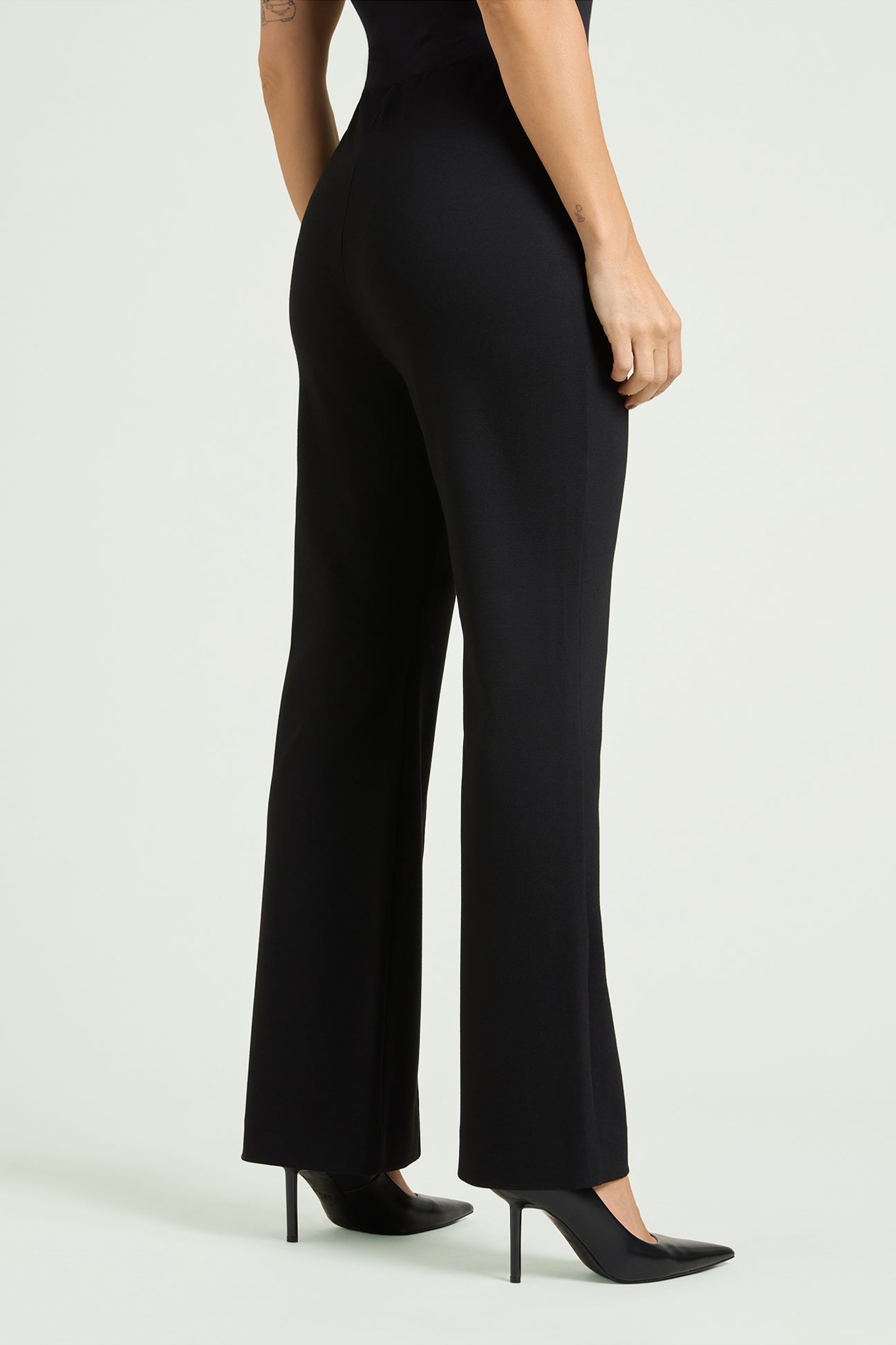 PANTALONI PULL-ON FLARE IN PUNTO MILANO