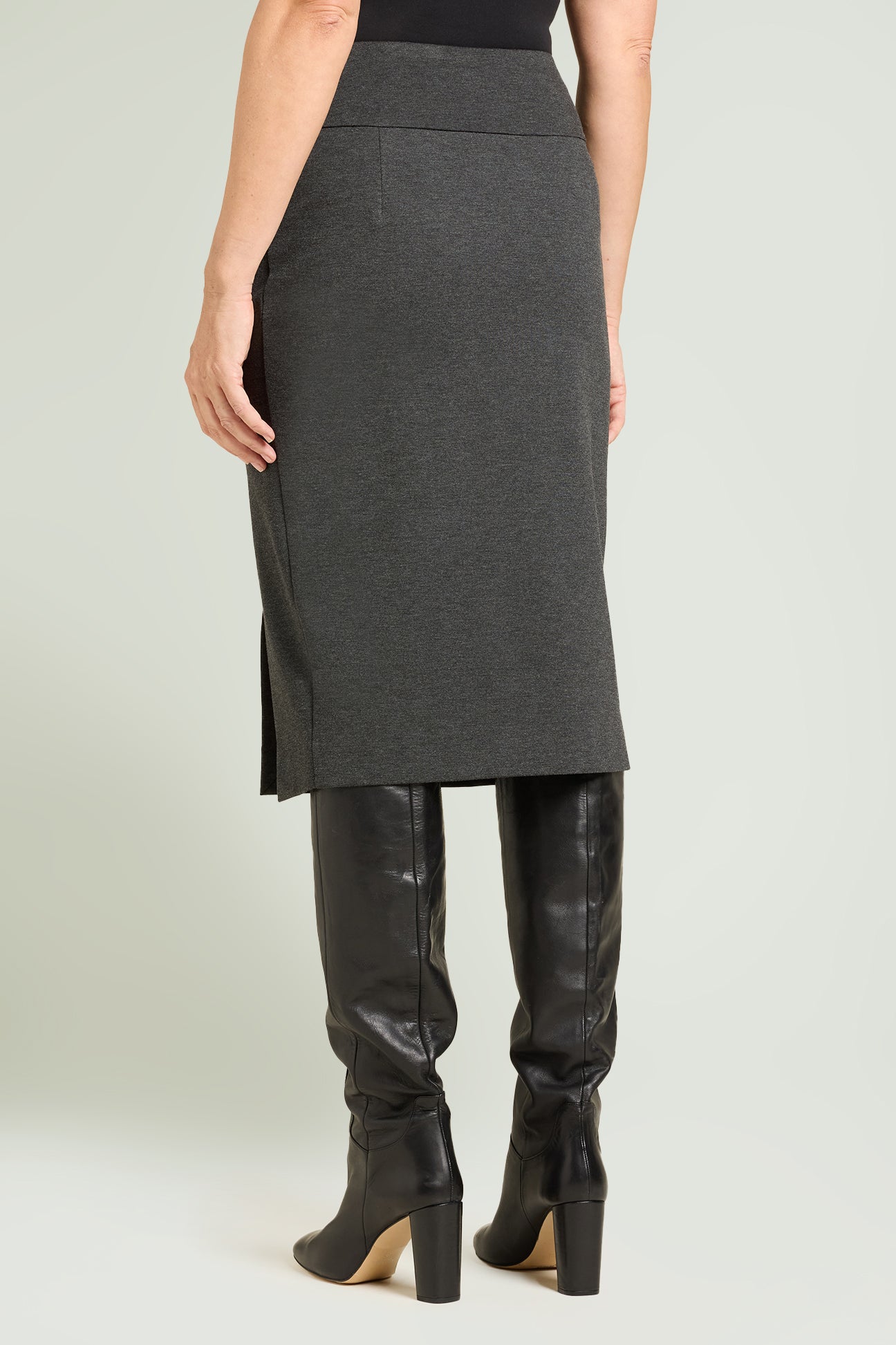 GONNA TUBINO IN PUNTO MILANO