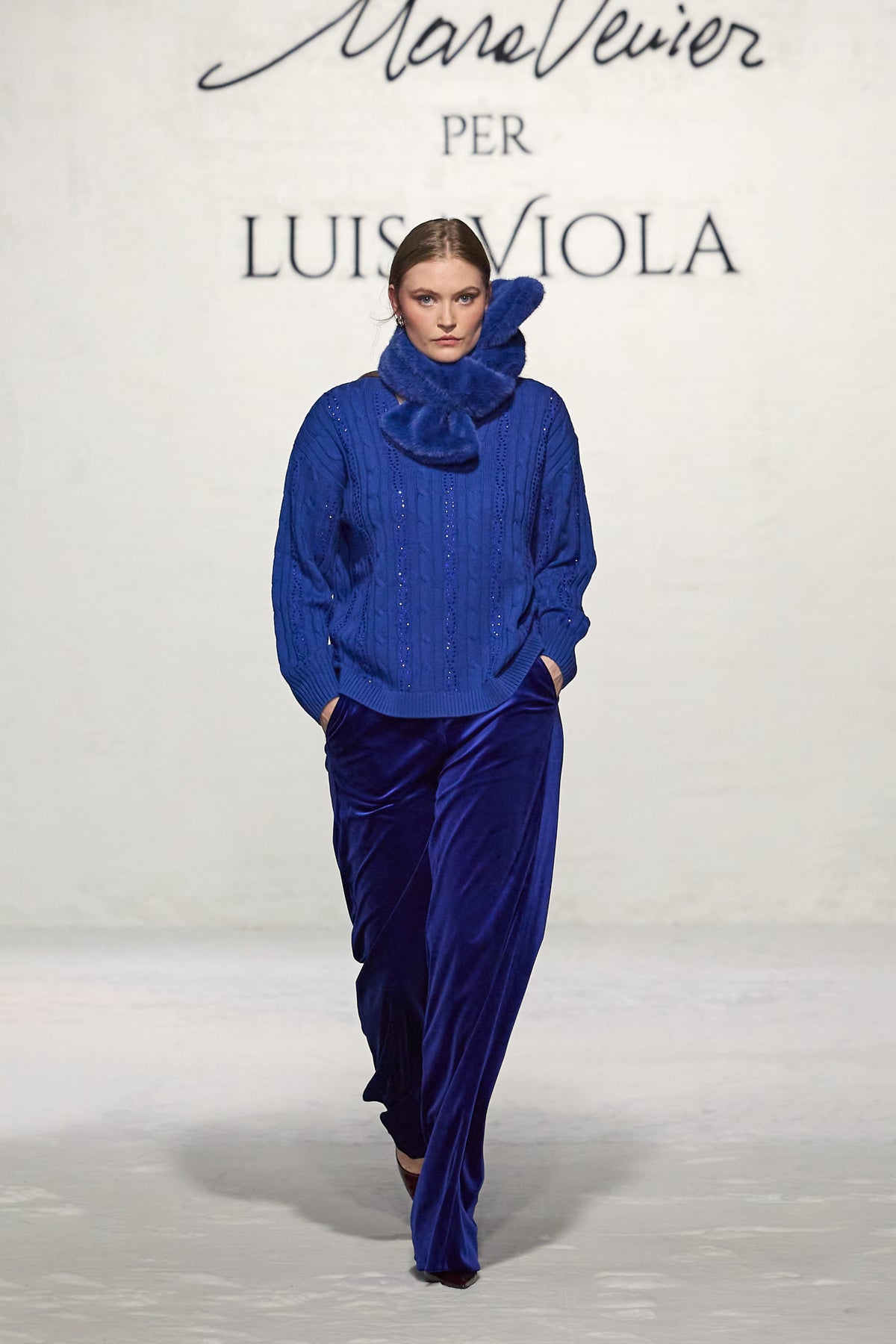 MAGLIA FULL TRECCE CON PUNTI LUCE