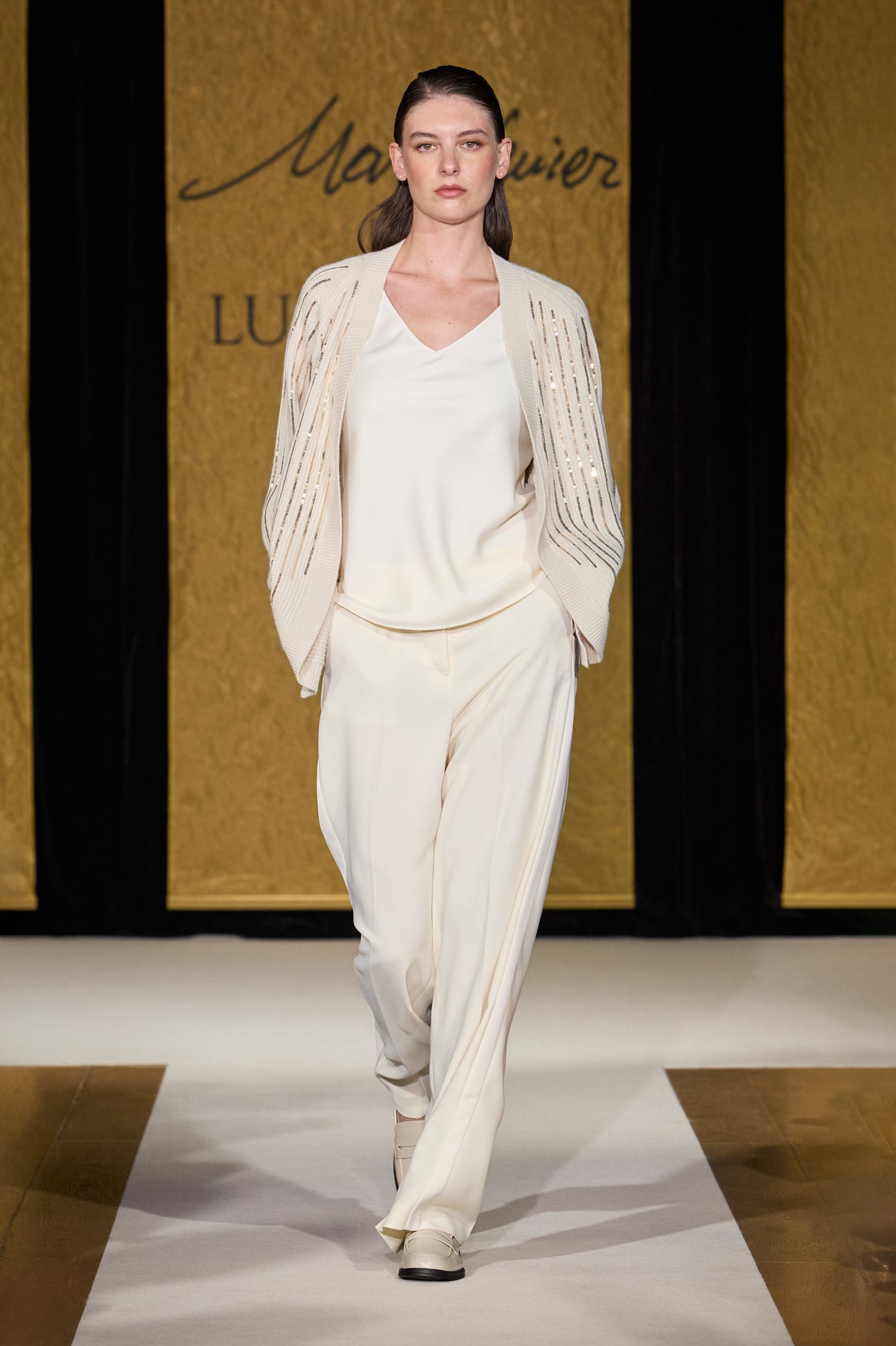 CARDIGAN RICAMATO CON PAILLETTES DEGRADE'