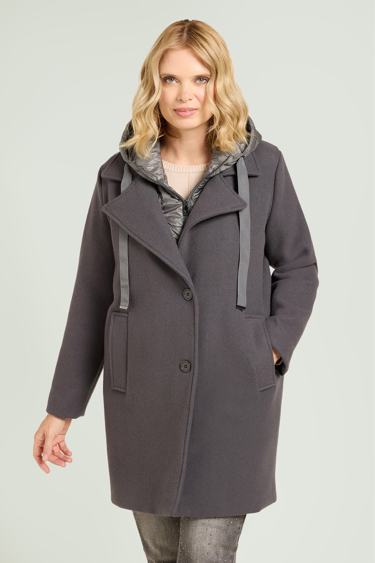 Cappotto con Cappuccio in Nylon