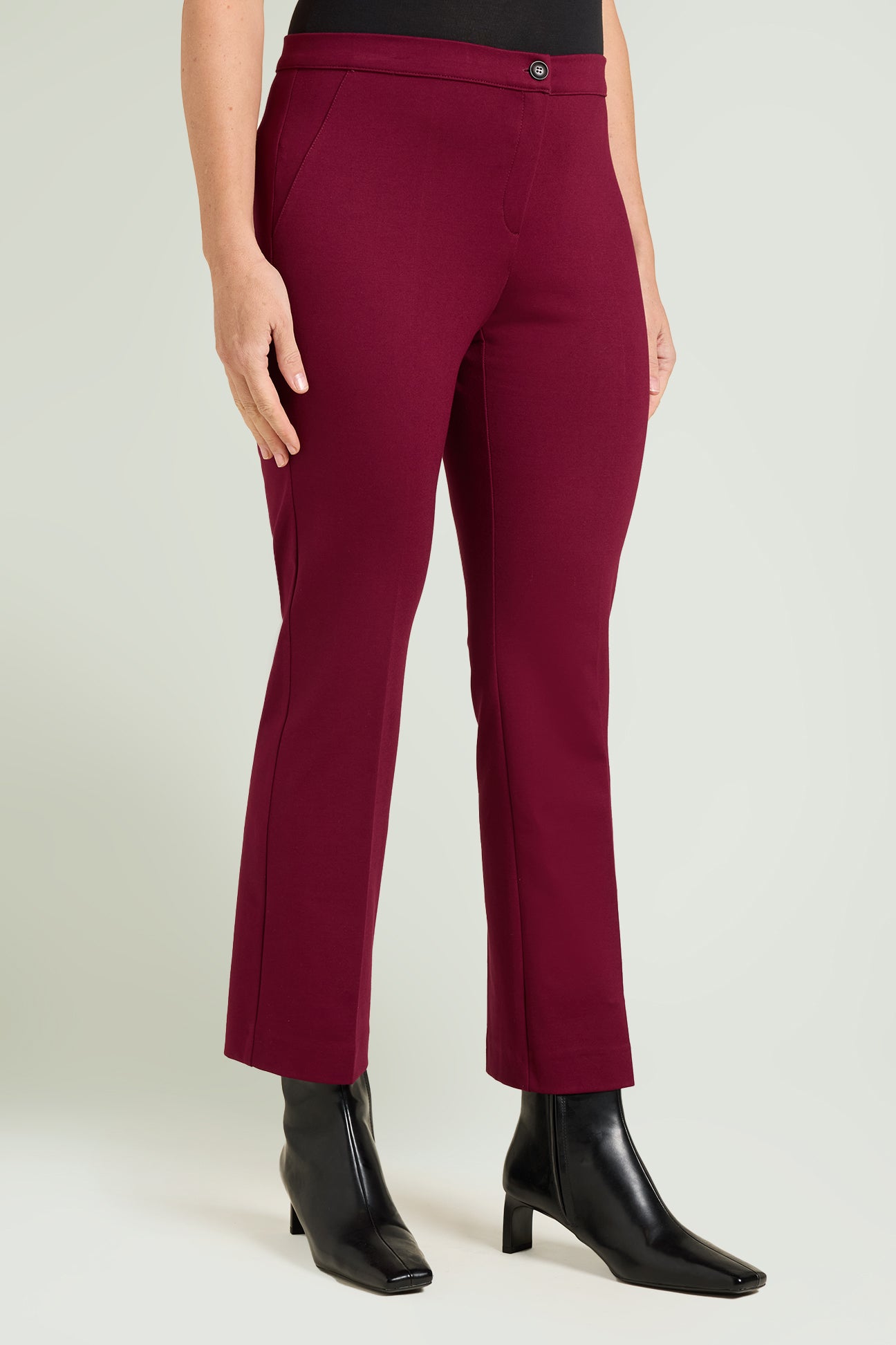 PANTALONI NO-HIPS KICK FLARE IN PUNTO MILANO