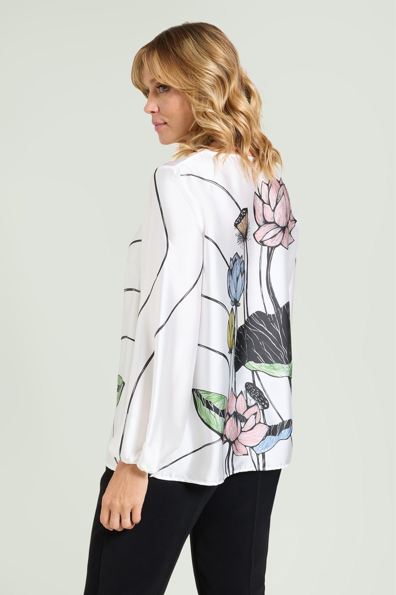 BLUSA CON STAMPA PIAZZATA