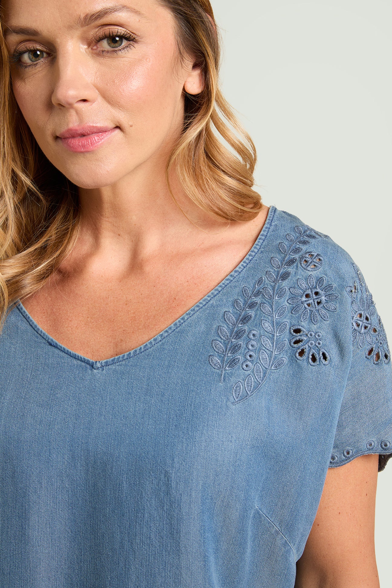 BLUSA IN CHAMBRAY