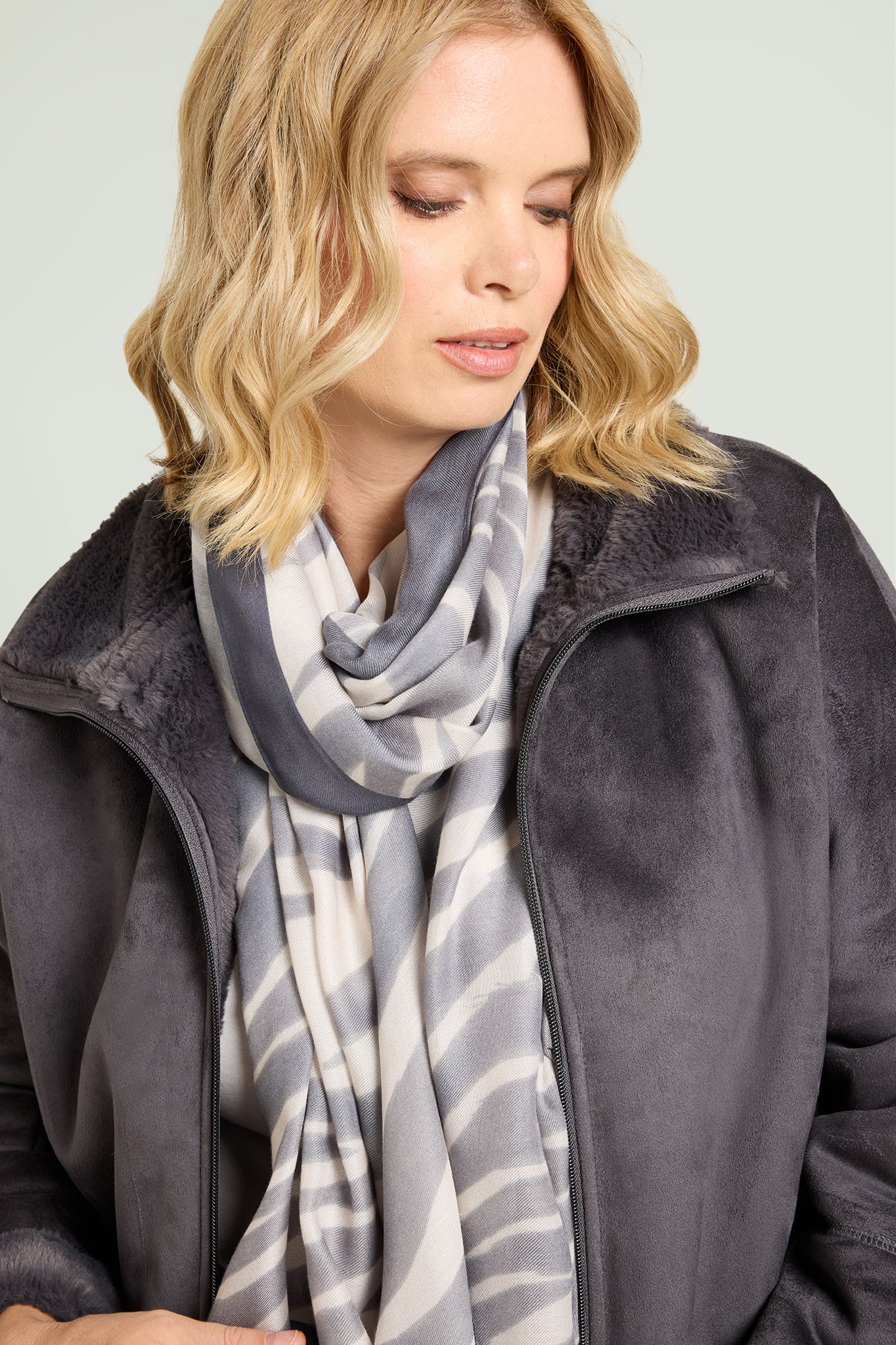 SCIARPA FOULARD CON STAMPA ANIMALIER