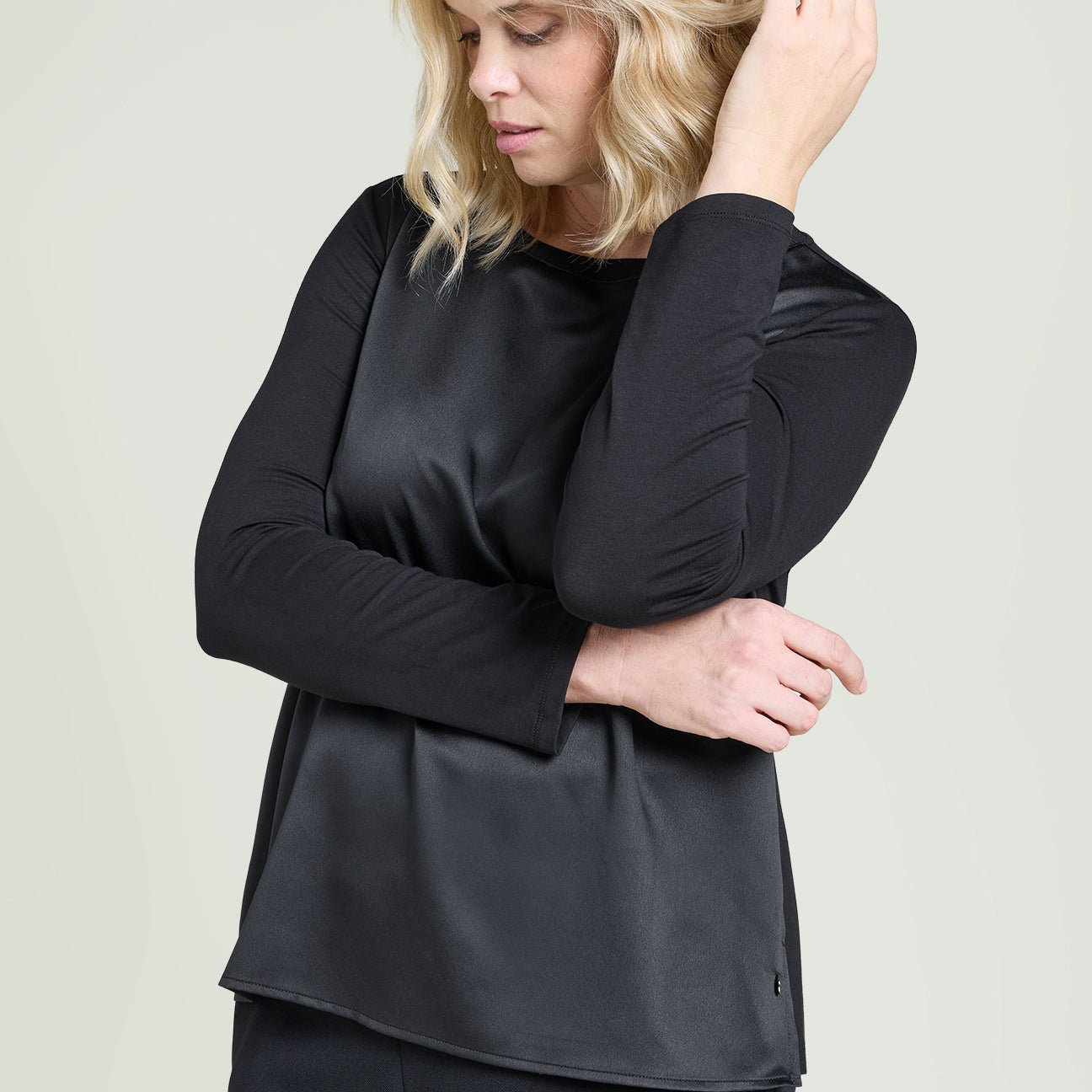 T-SHIRT IN RASO E JERSEY
