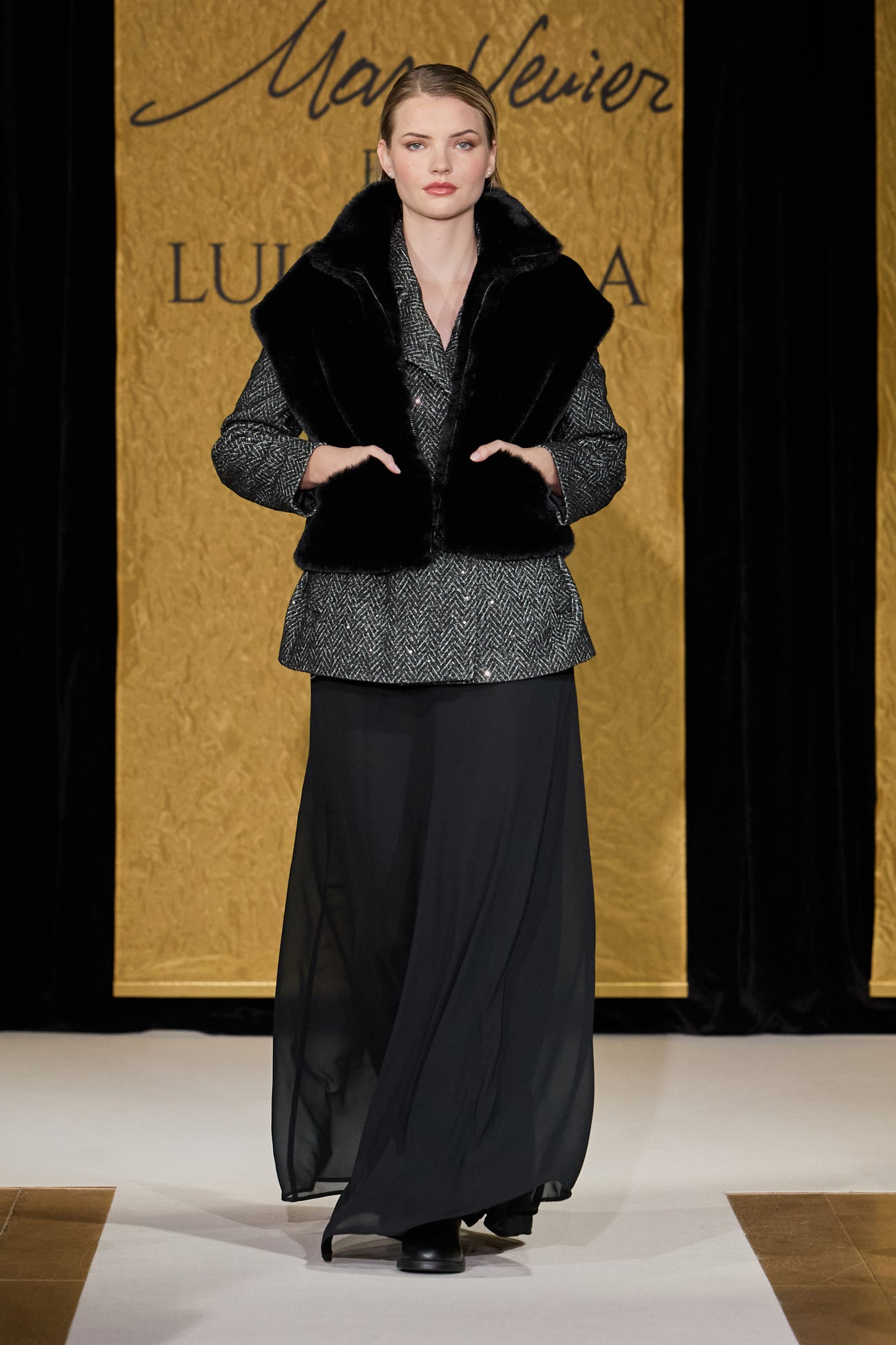 GIACCONE PEA COAT IN CHEVRON PAILLETTES