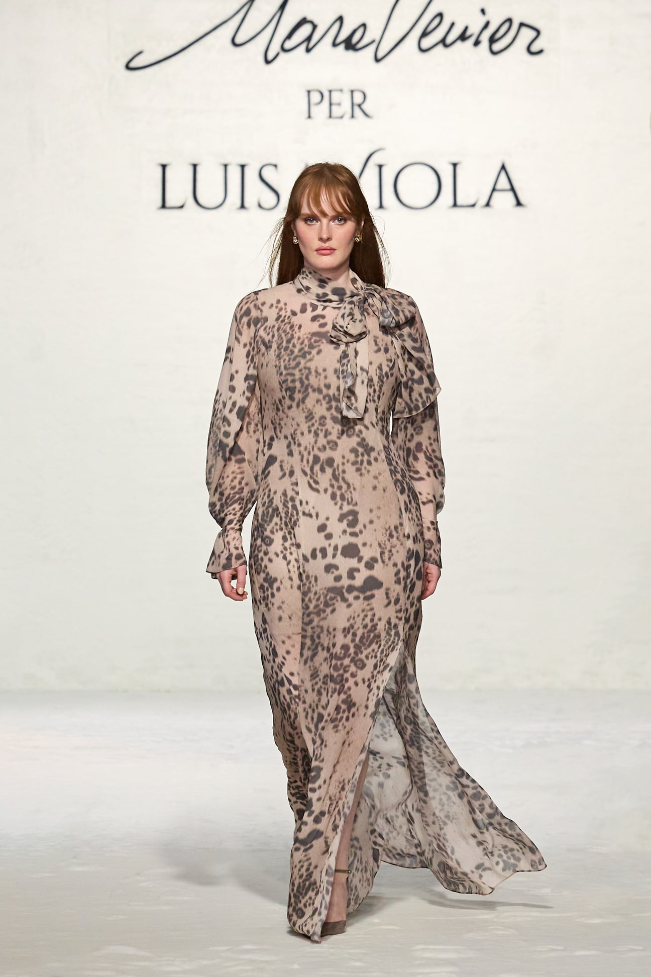 ABITO LUNGO ELEGANTE ANIMALIER