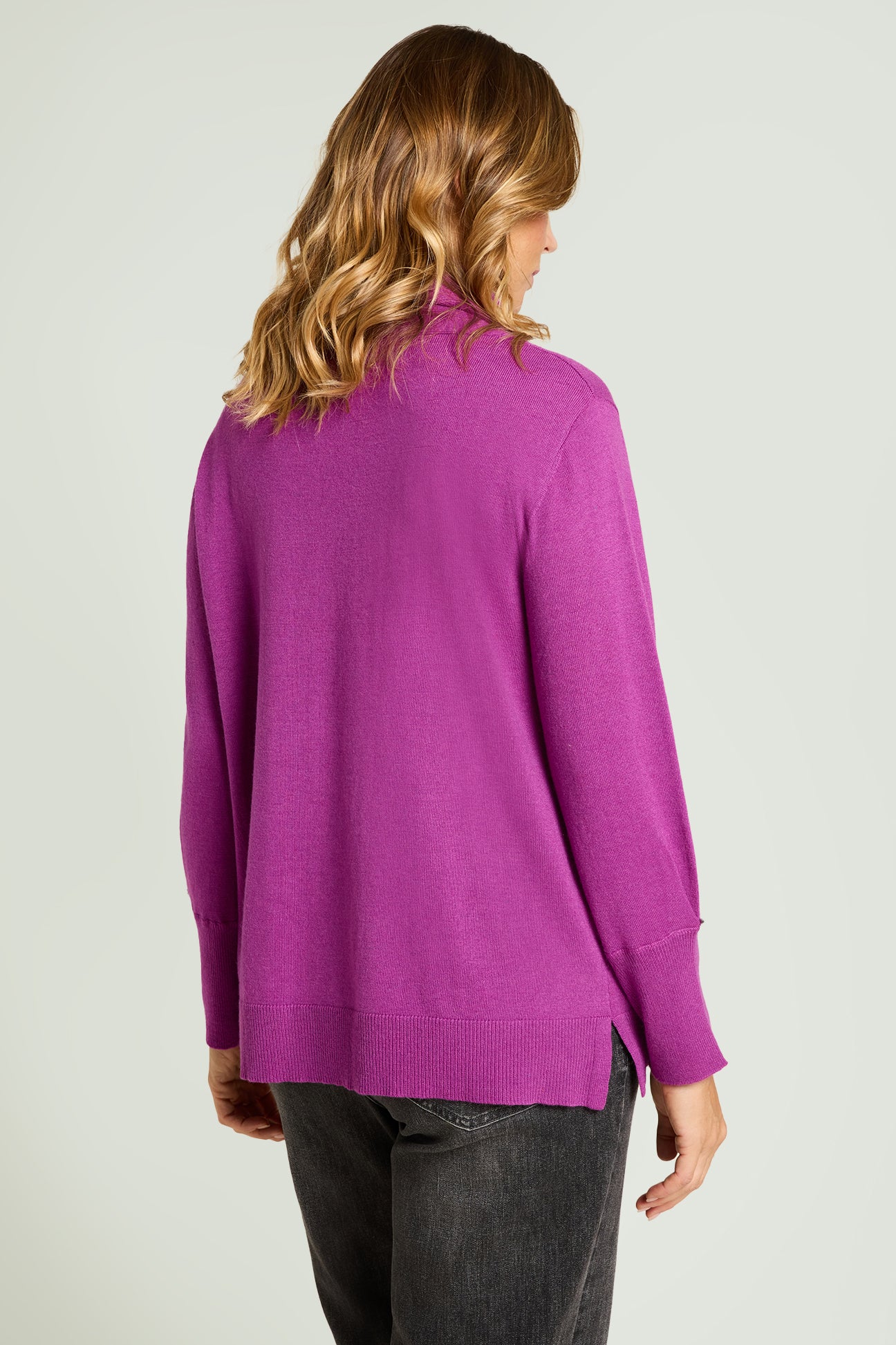 MAGLIA CON COLLO AD ANELLO