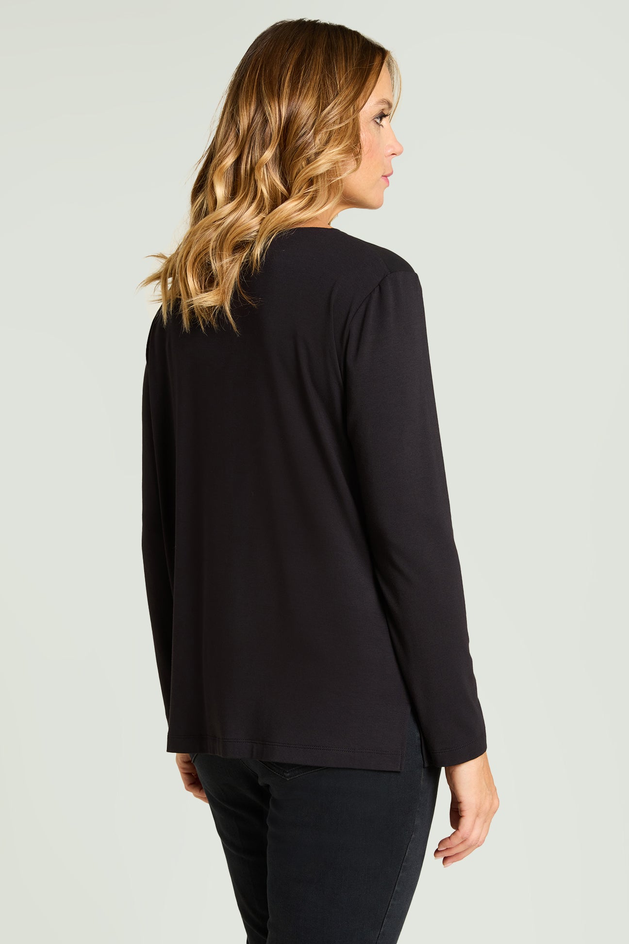 T-SHIRT IN CREPE DE CHINE E JERSEY