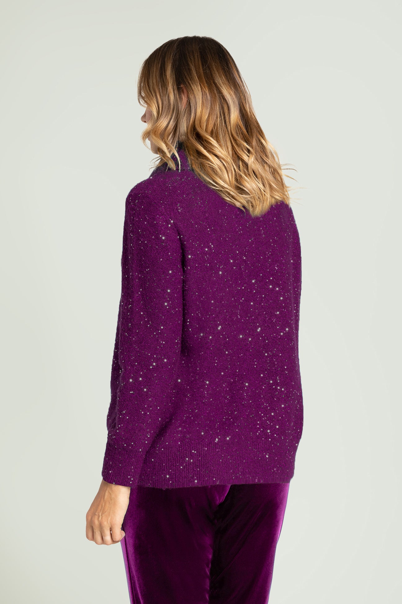 MAGLIA FULL PAILLETTES CON COLLO STACCABILE