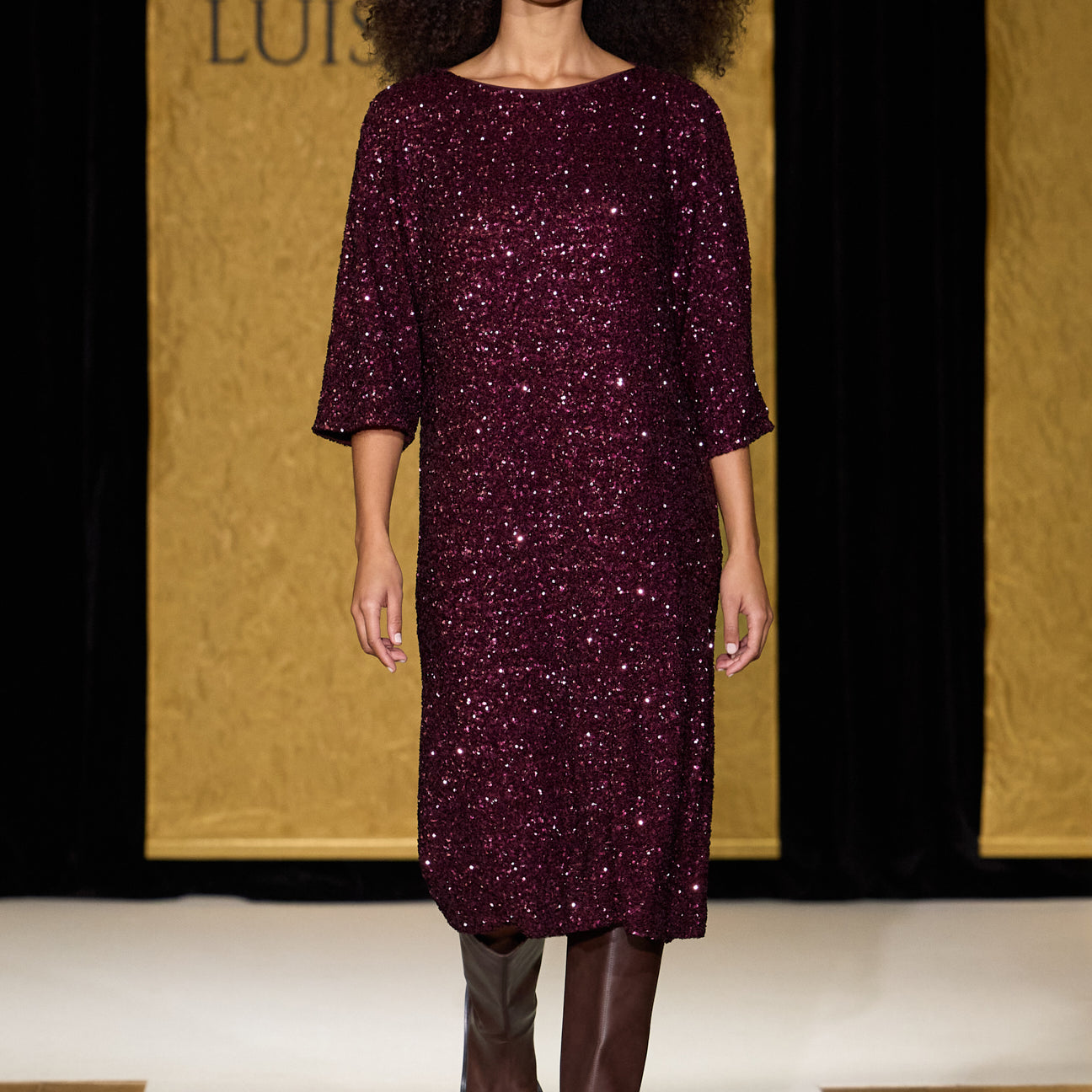 ABITO FULL PAILLETTES BURGUNDY