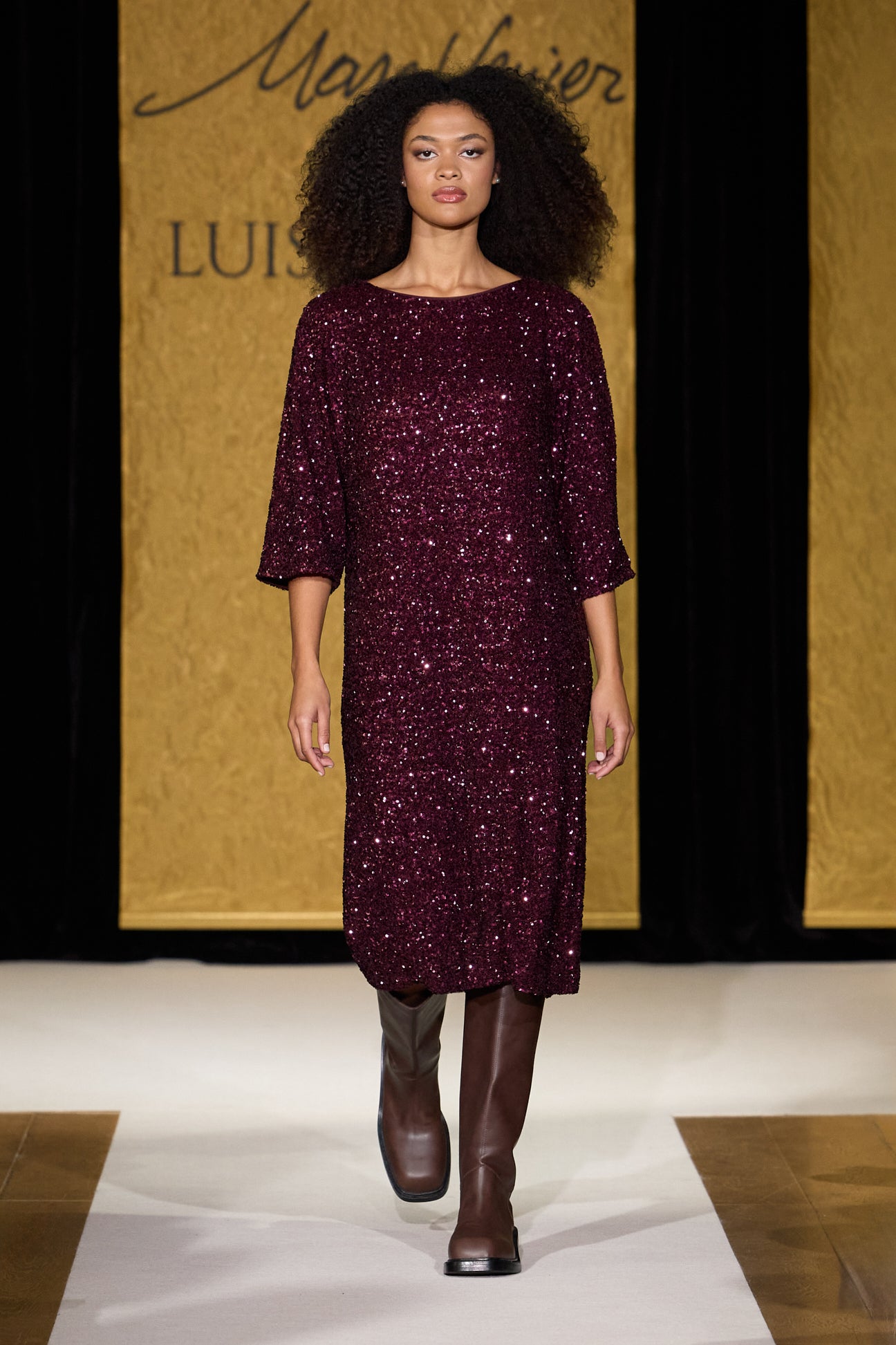 ABITO FULL PAILLETTES BURGUNDY