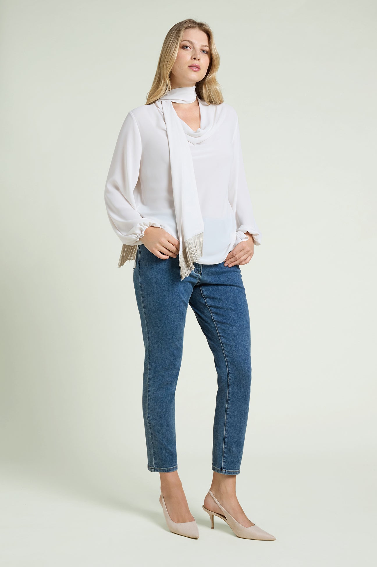 CAMICIA DRAPPEGGIATA CON SCIARPINA