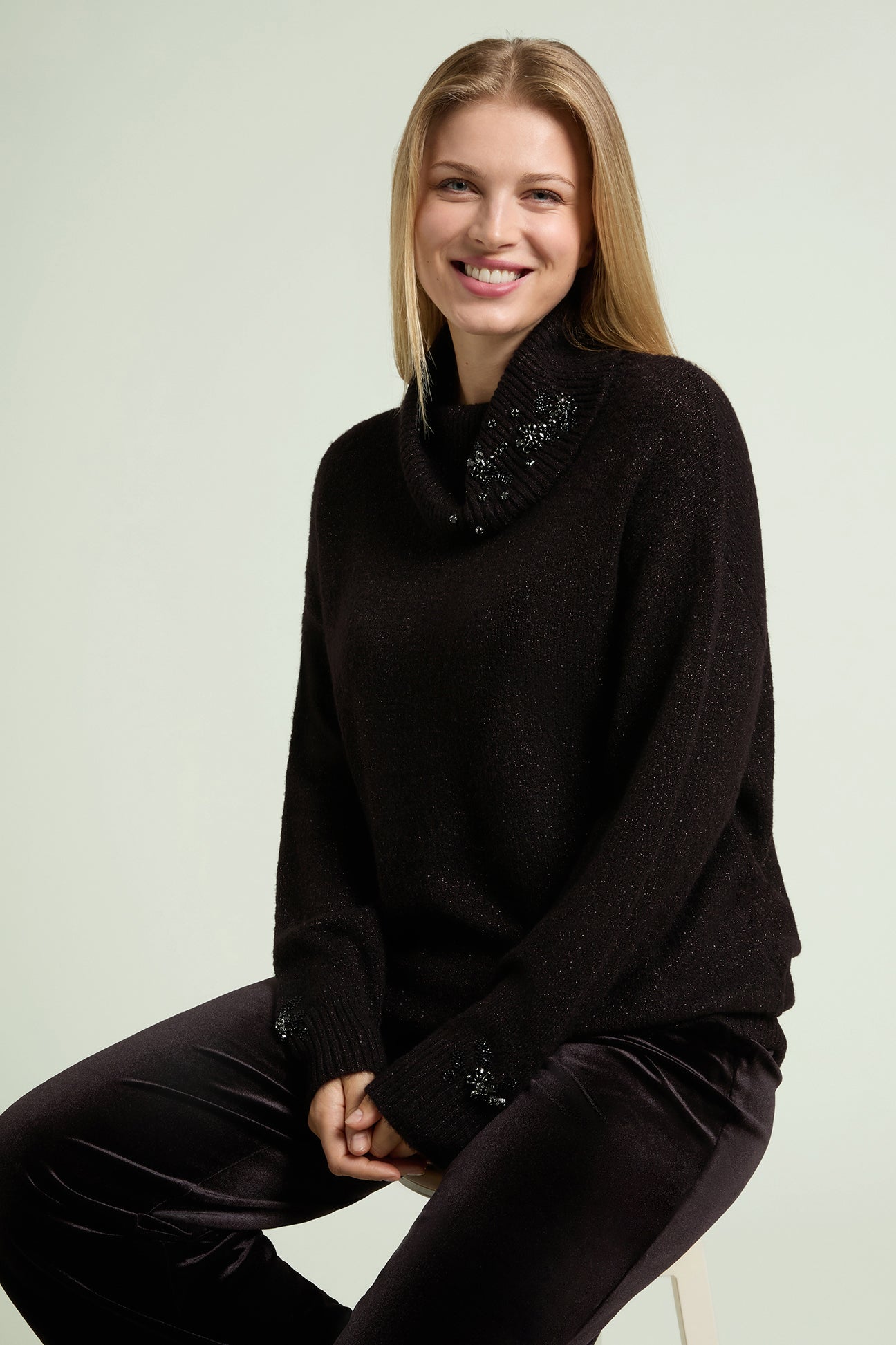MAGLIA LUREX VANISE' RICAMATA A MANO