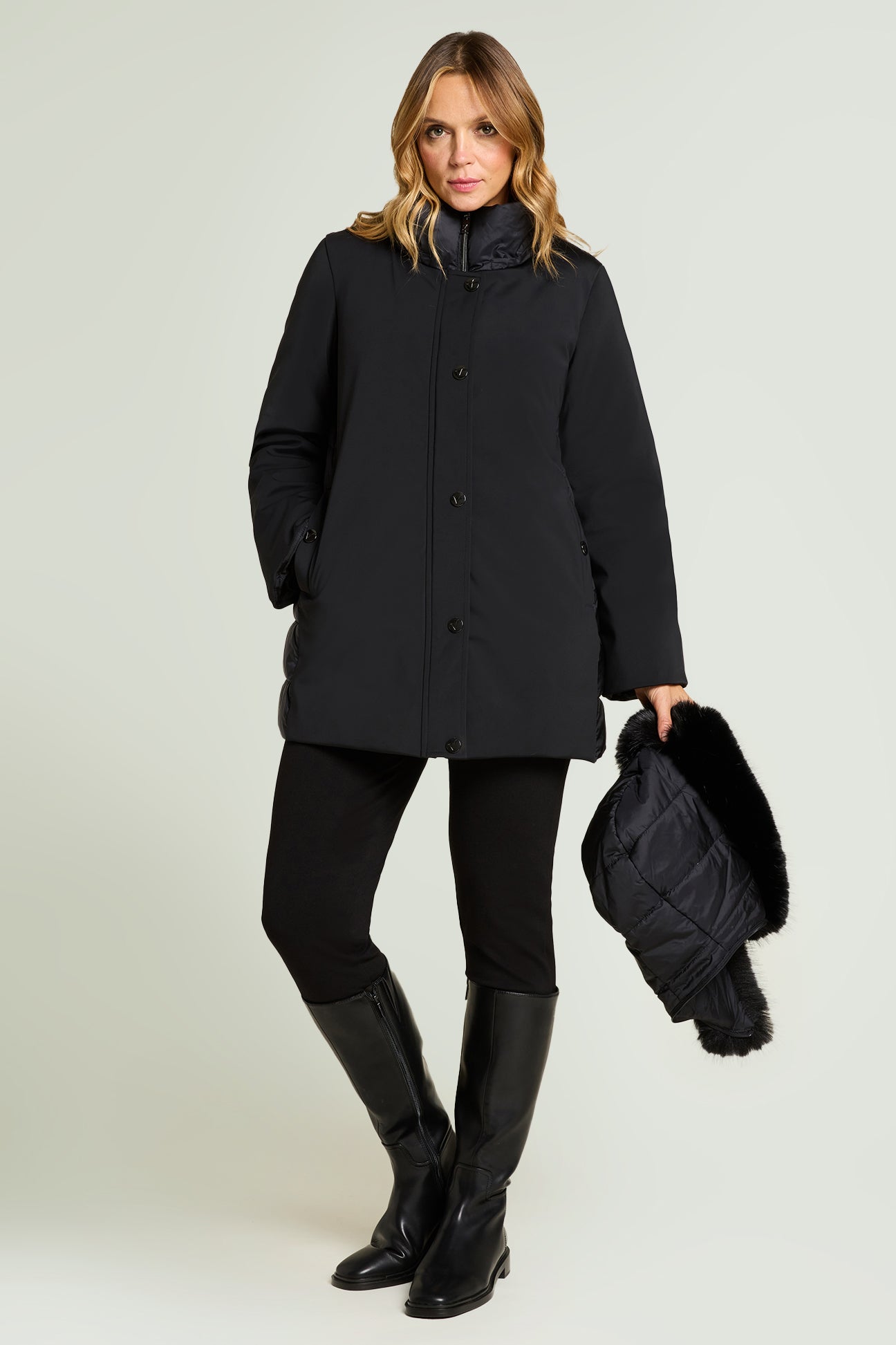 PIUMINO IN TESSUTO TECNICO E NYLON