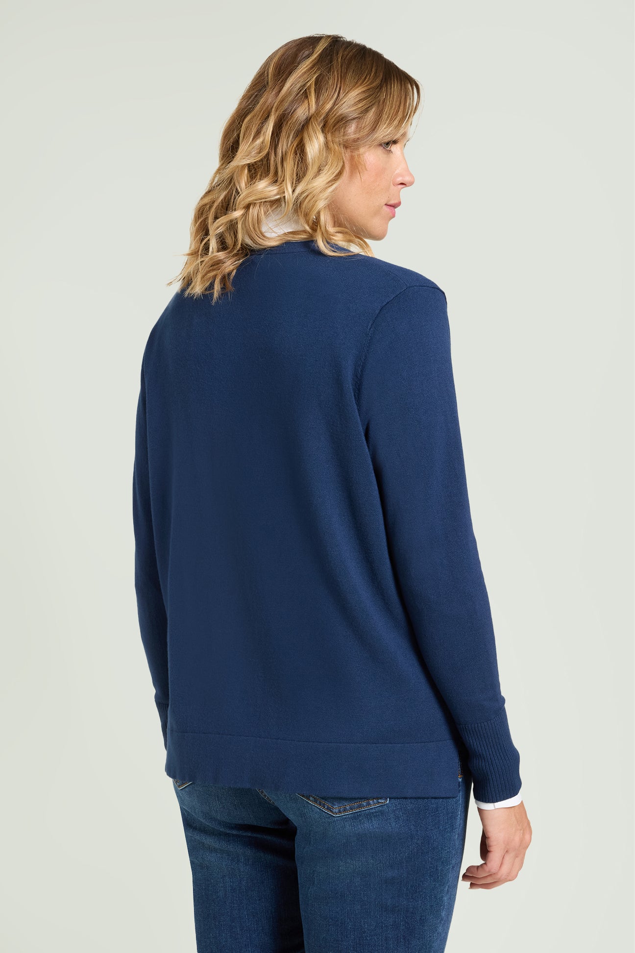 CARDIGAN RICAMATO A MANO