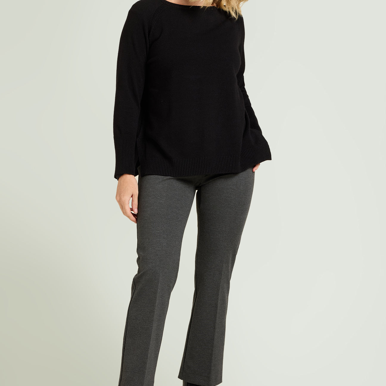 PANTALONI NO-HIPS KICK FLARE IN PUNTO MILANO