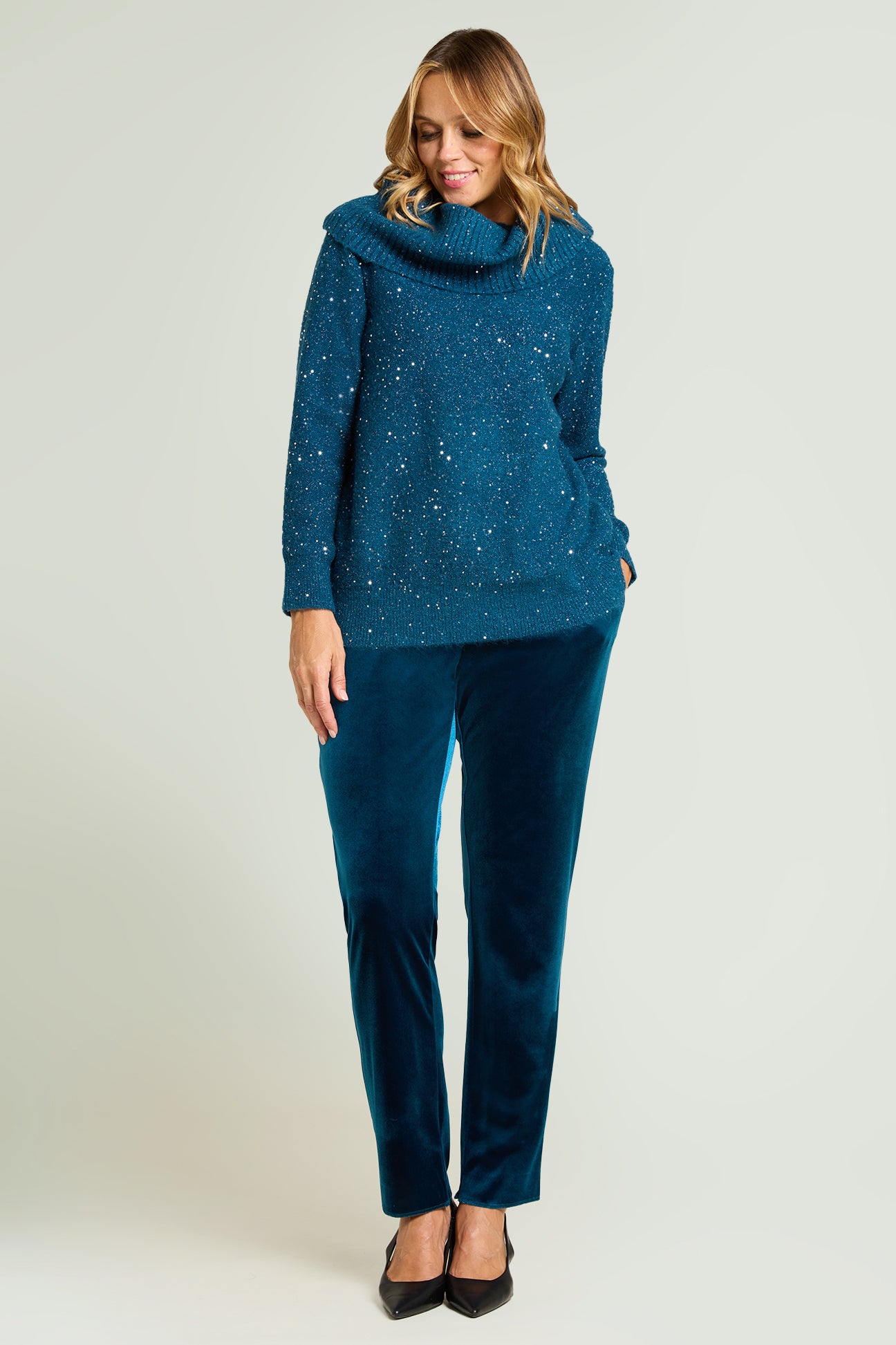 MAGLIA FULL PAILLETTES CON COLLO STACCABILE