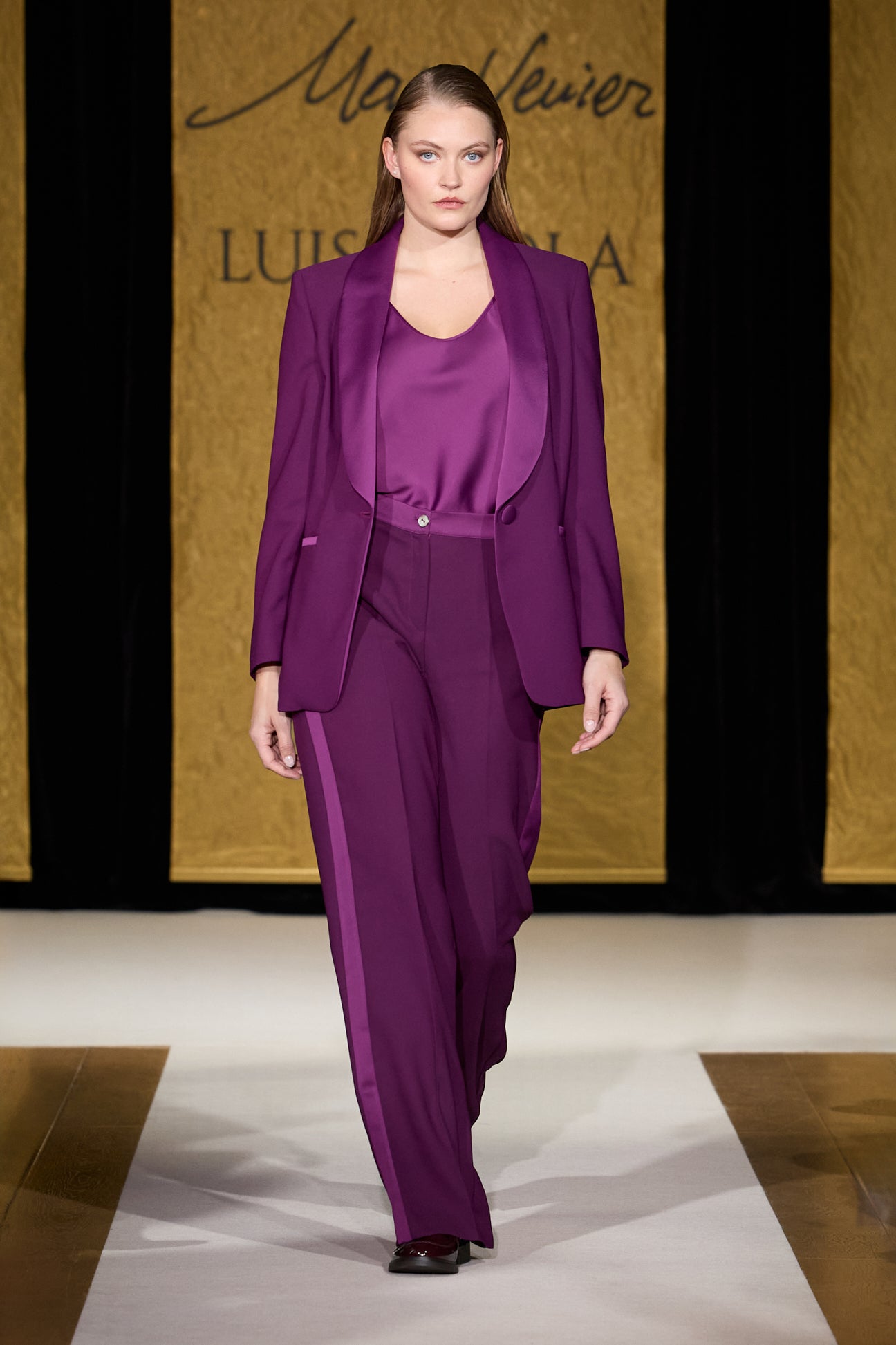 PANTALONI IN CADY CON BANDE IN RASO