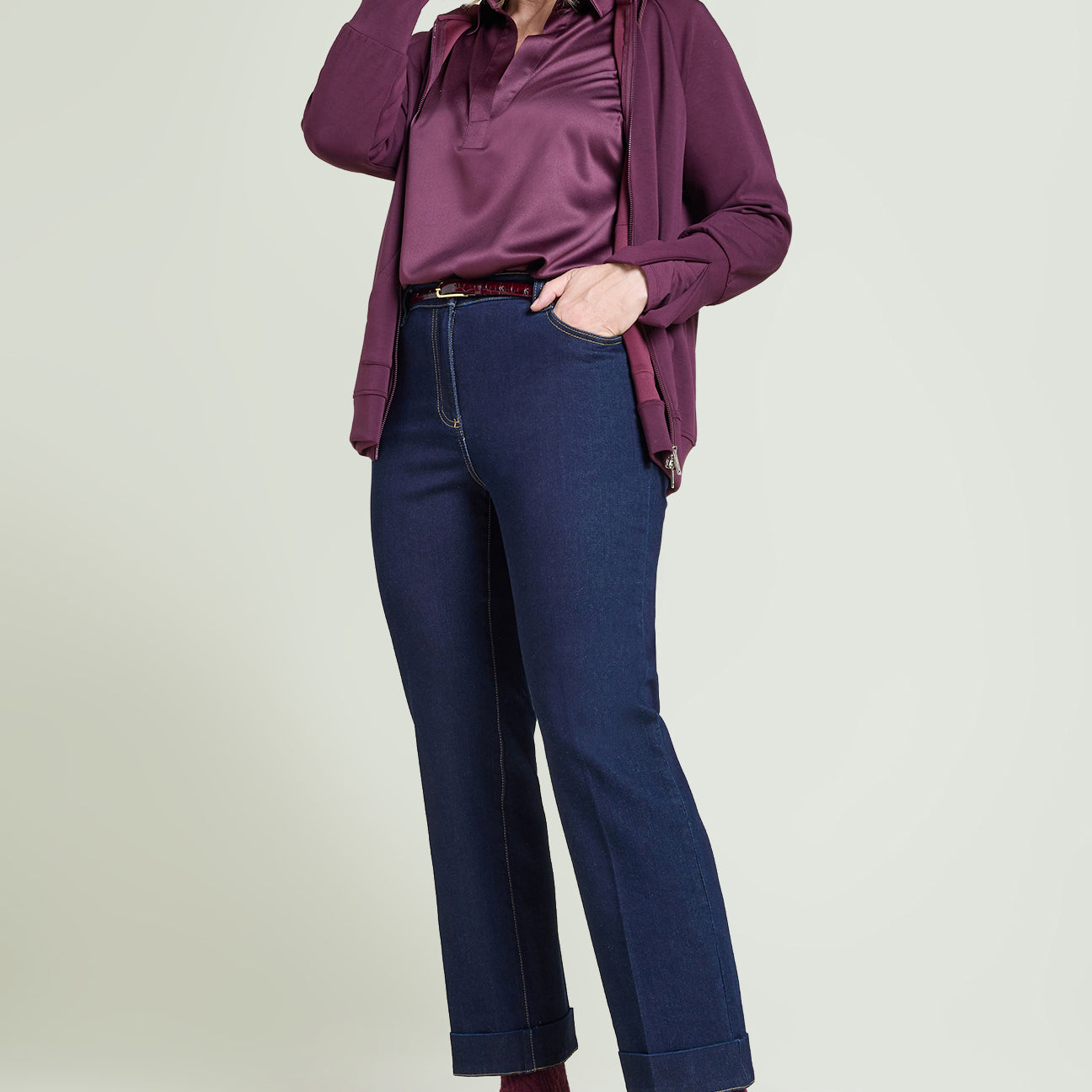 TAILORED JEANS
