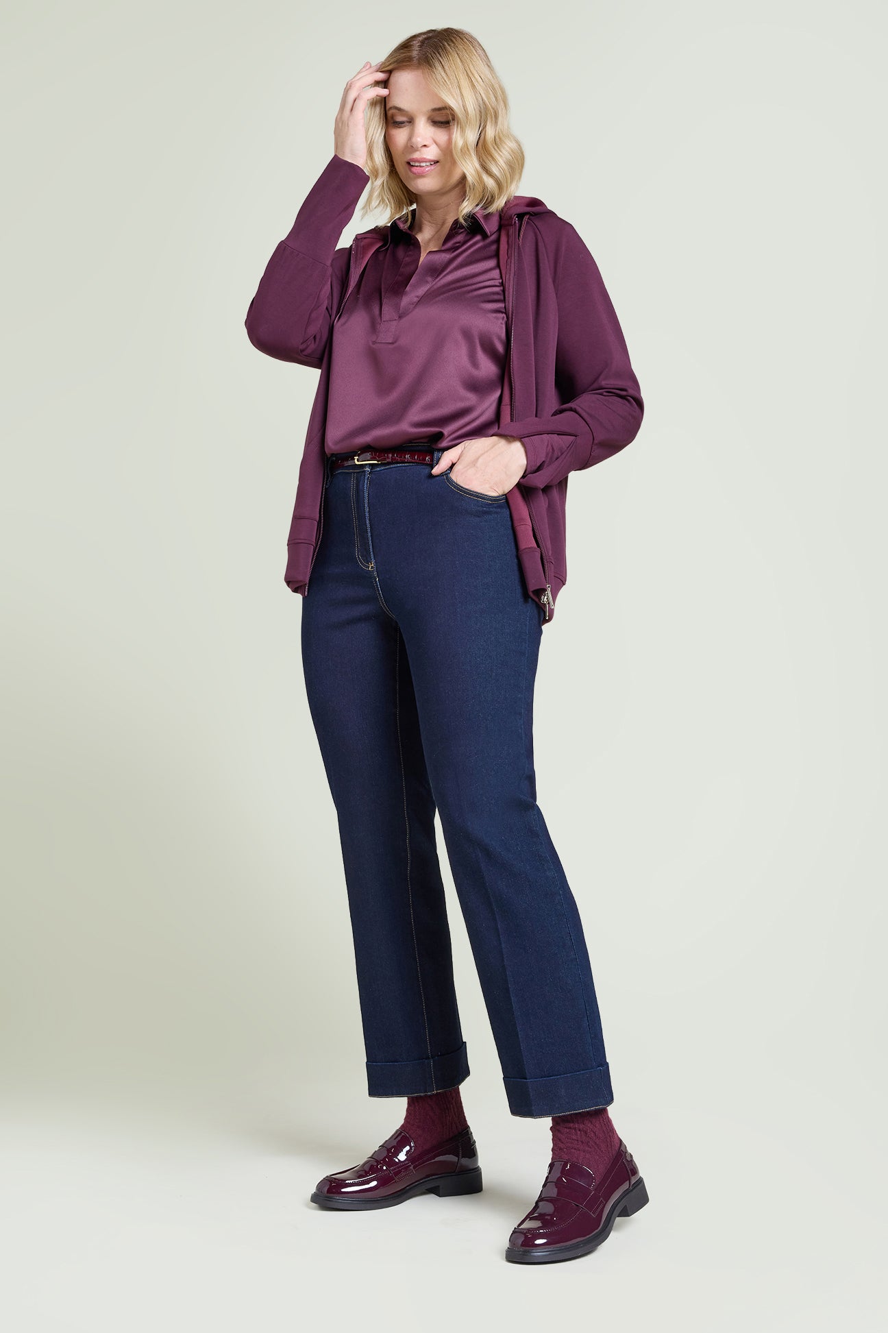 TAILORED JEANS
