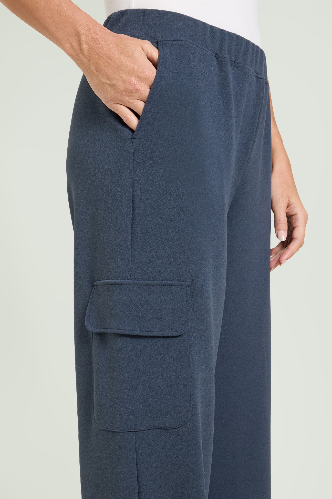 PANTALONI PULL-ON CARGO IN SCUBA CREPE