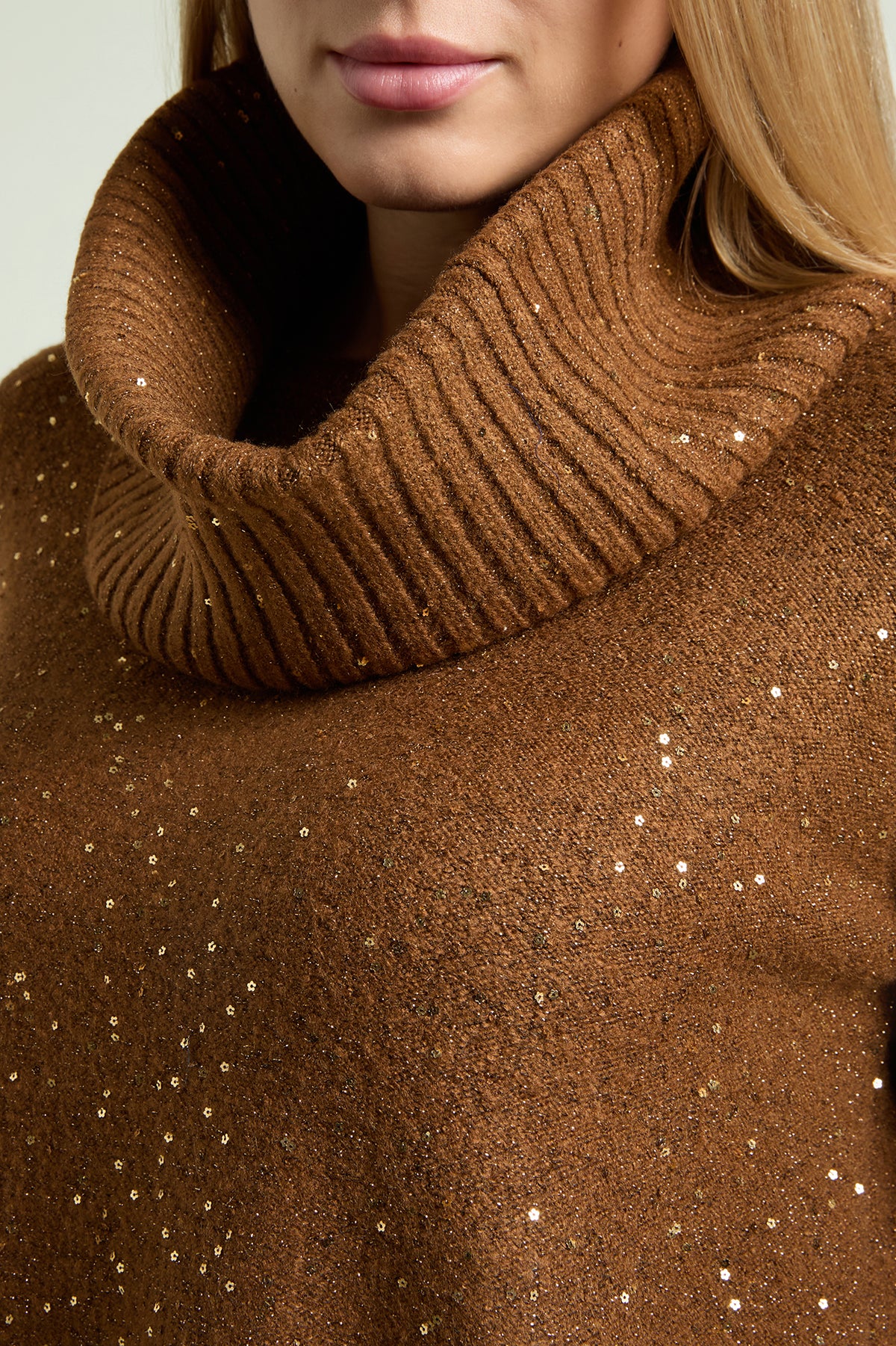 MAGLIA FULL PAILLETTES