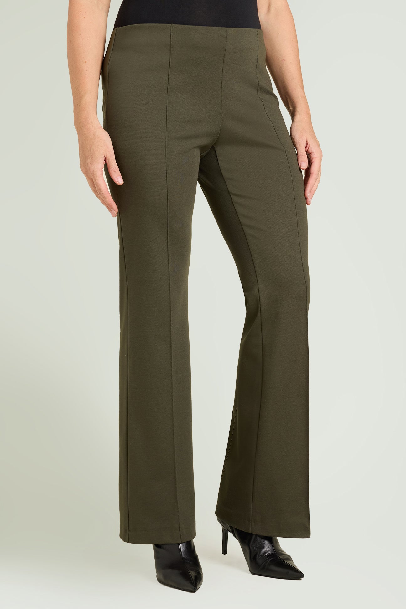 PANTALONI PULL-ON FLARE IN PUNTO MILANO