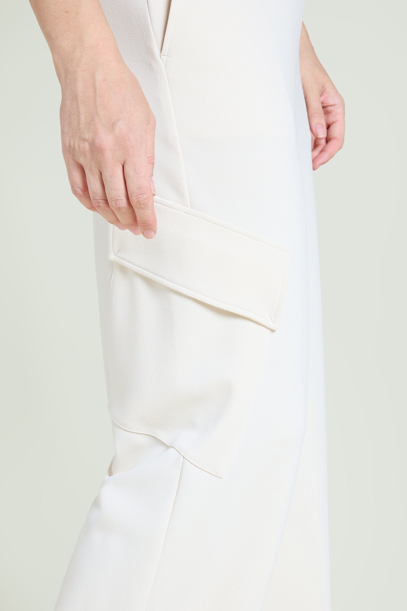 PANTALONI CARGO IN SCUBA TWILL