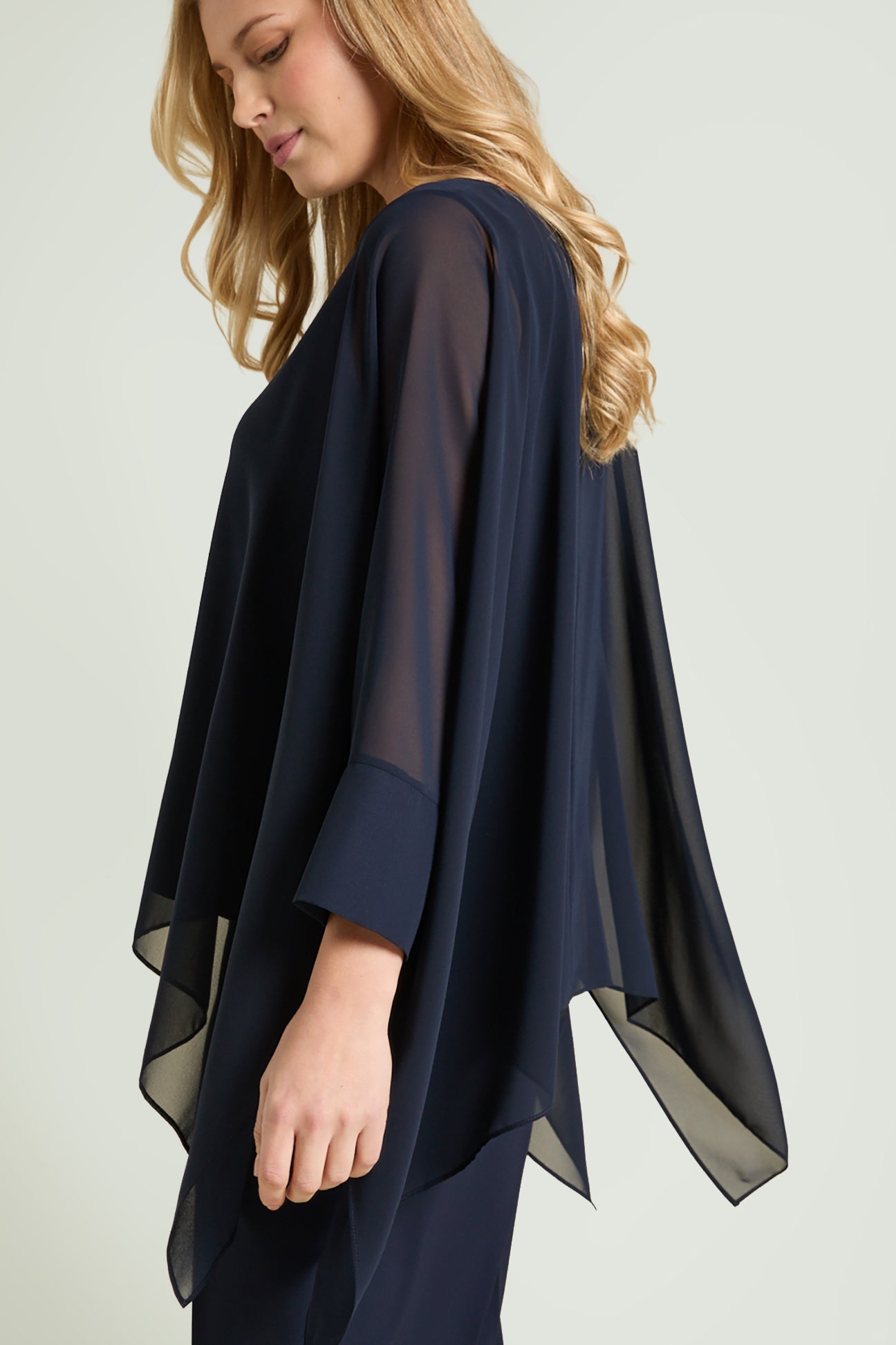 PONCHO IN GEORGETTE