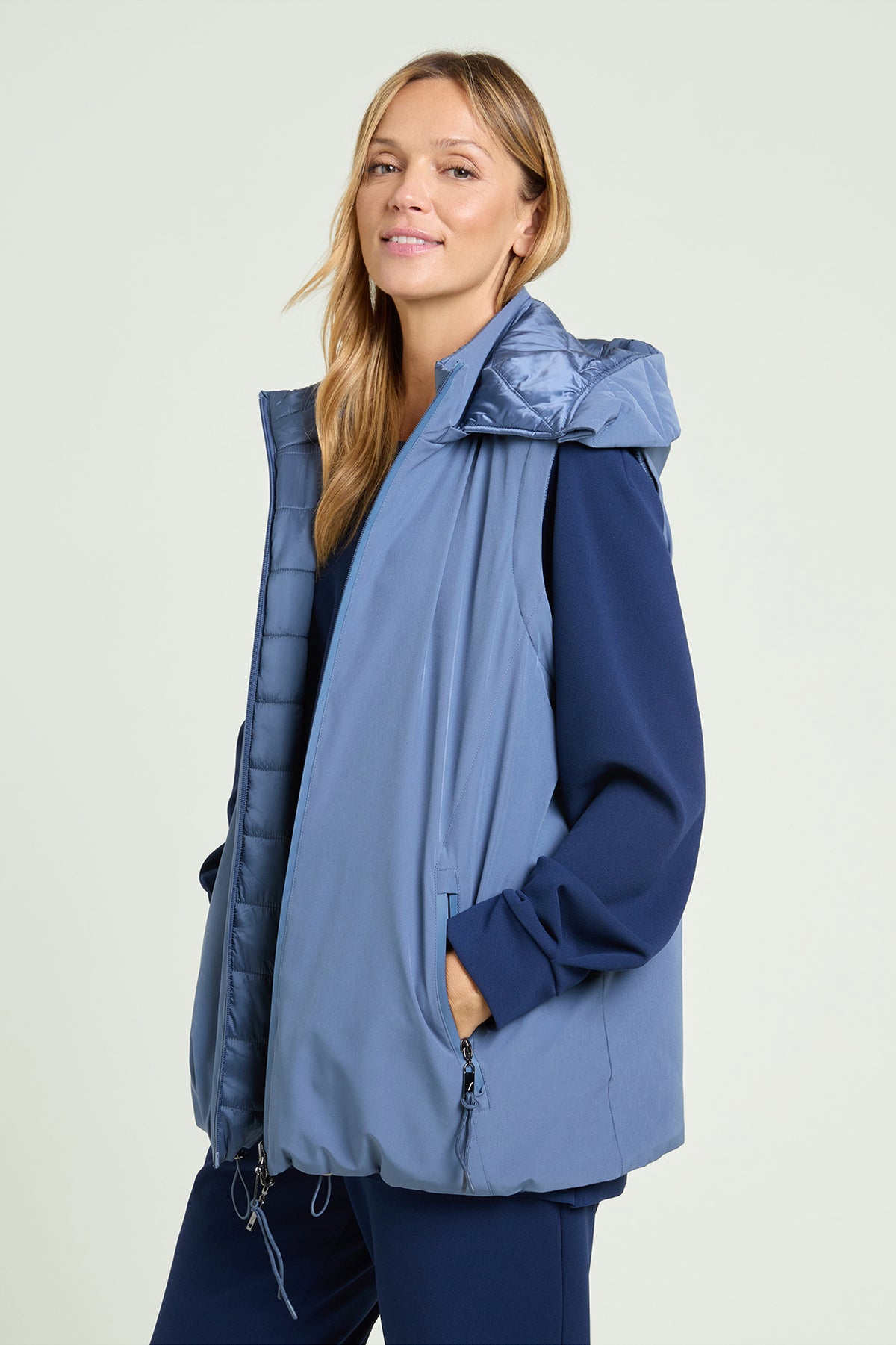 HYBRID OUTERWEAR "4 IN 1"