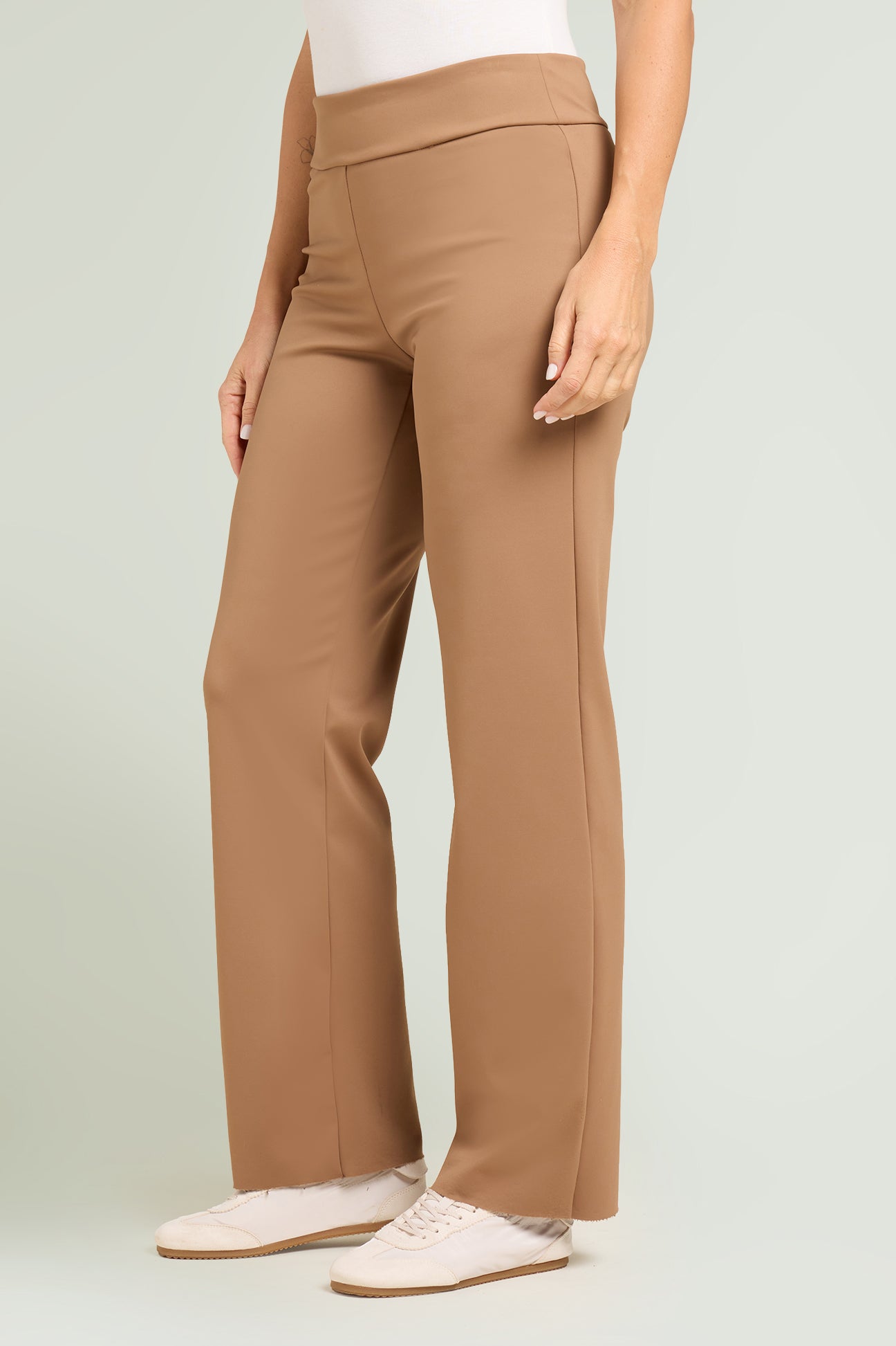 PANTALONI PULL-ON DRITTI IN TECNO-STRETCH