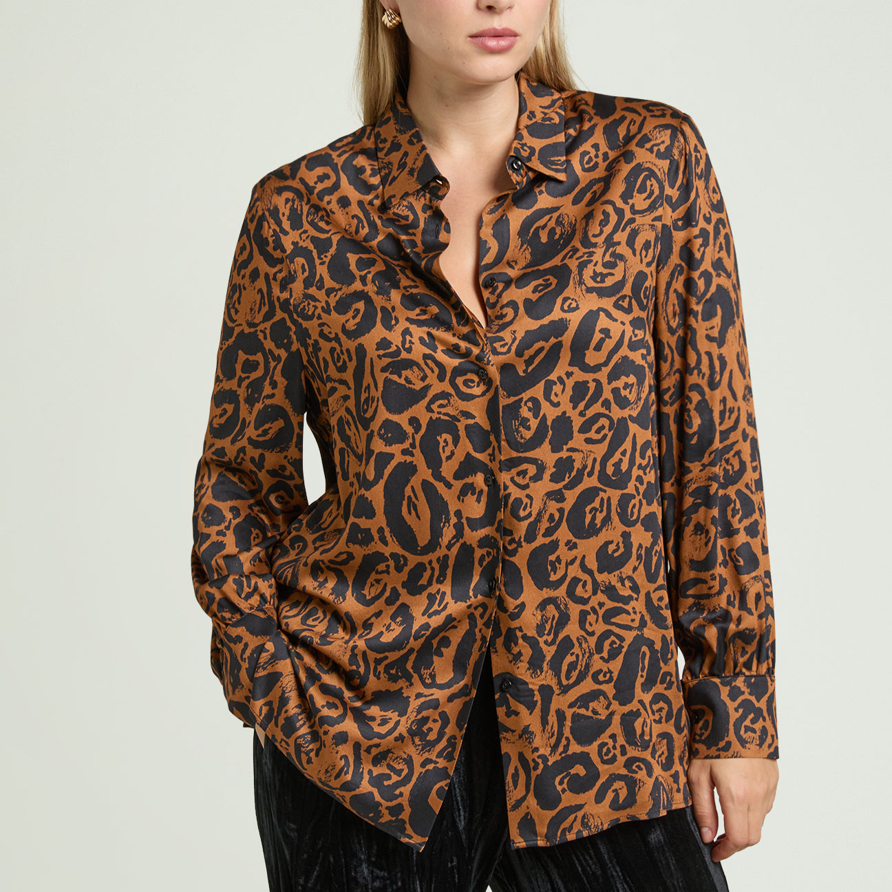 CAMICIA ANIMALIER IN SATIN