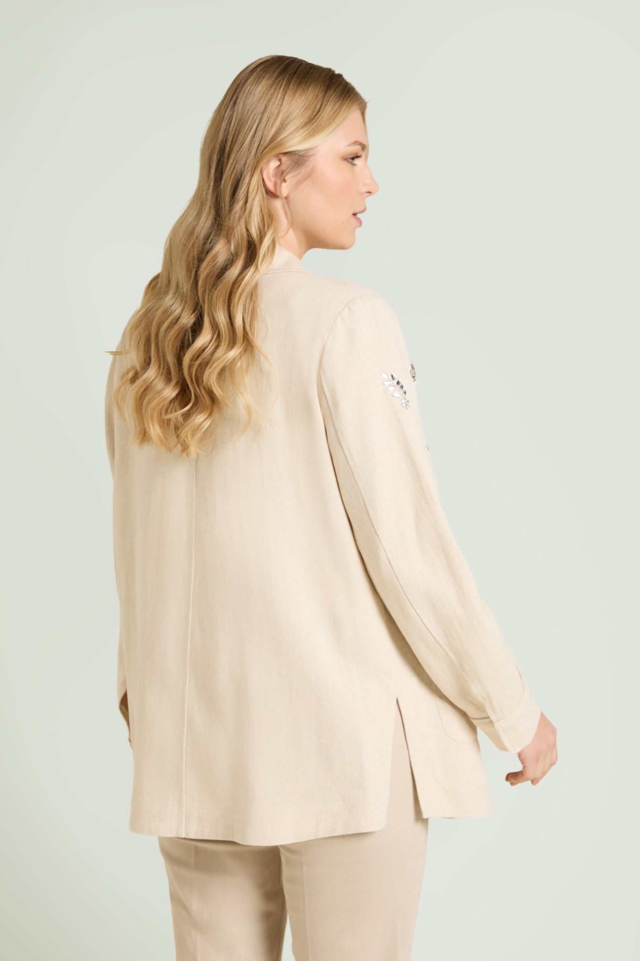 GIACCA RICAMATA IN LINO-COTONE