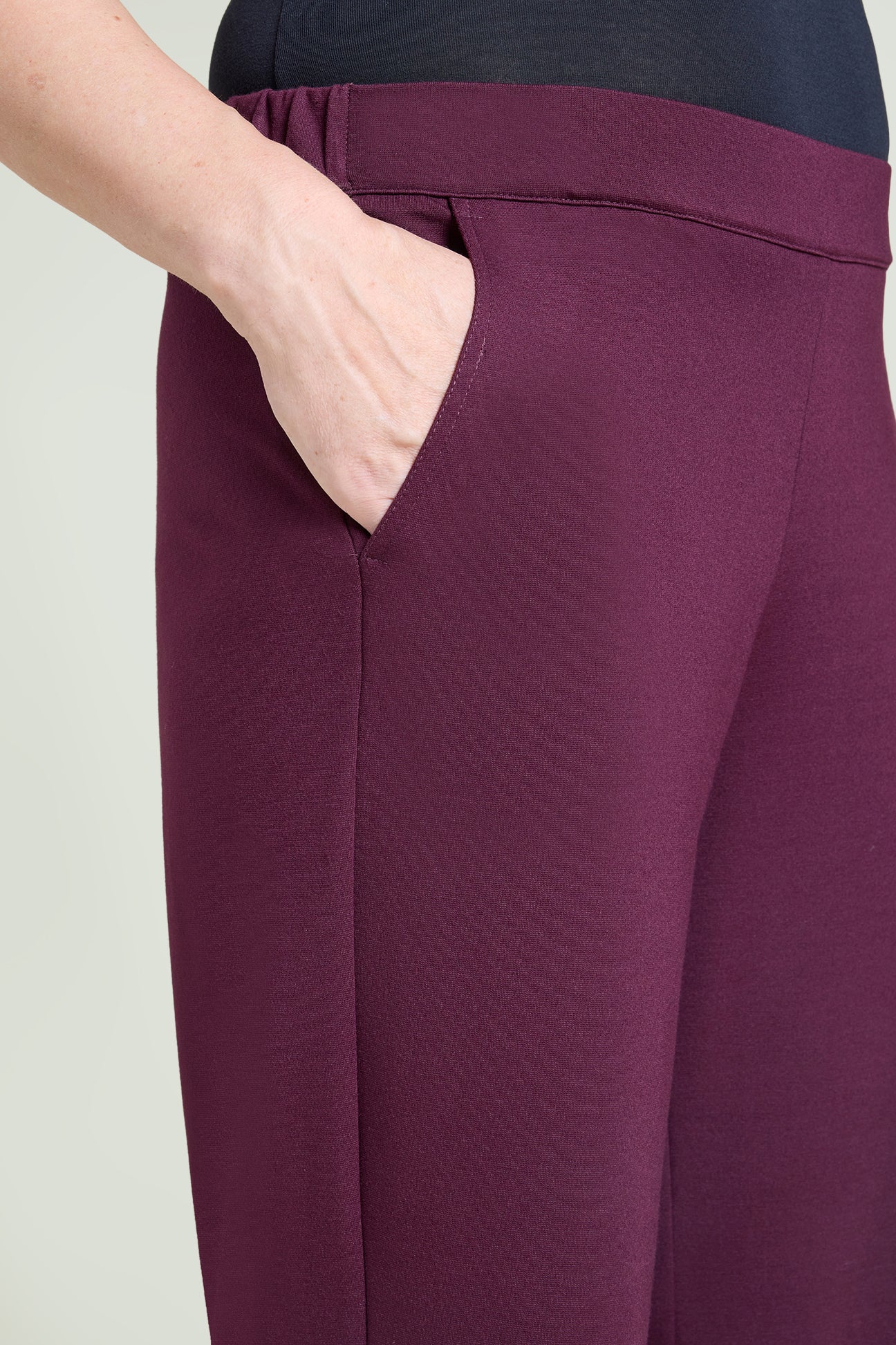 PANTALONI PULL-ON AMPI IN PUNTO MILANO