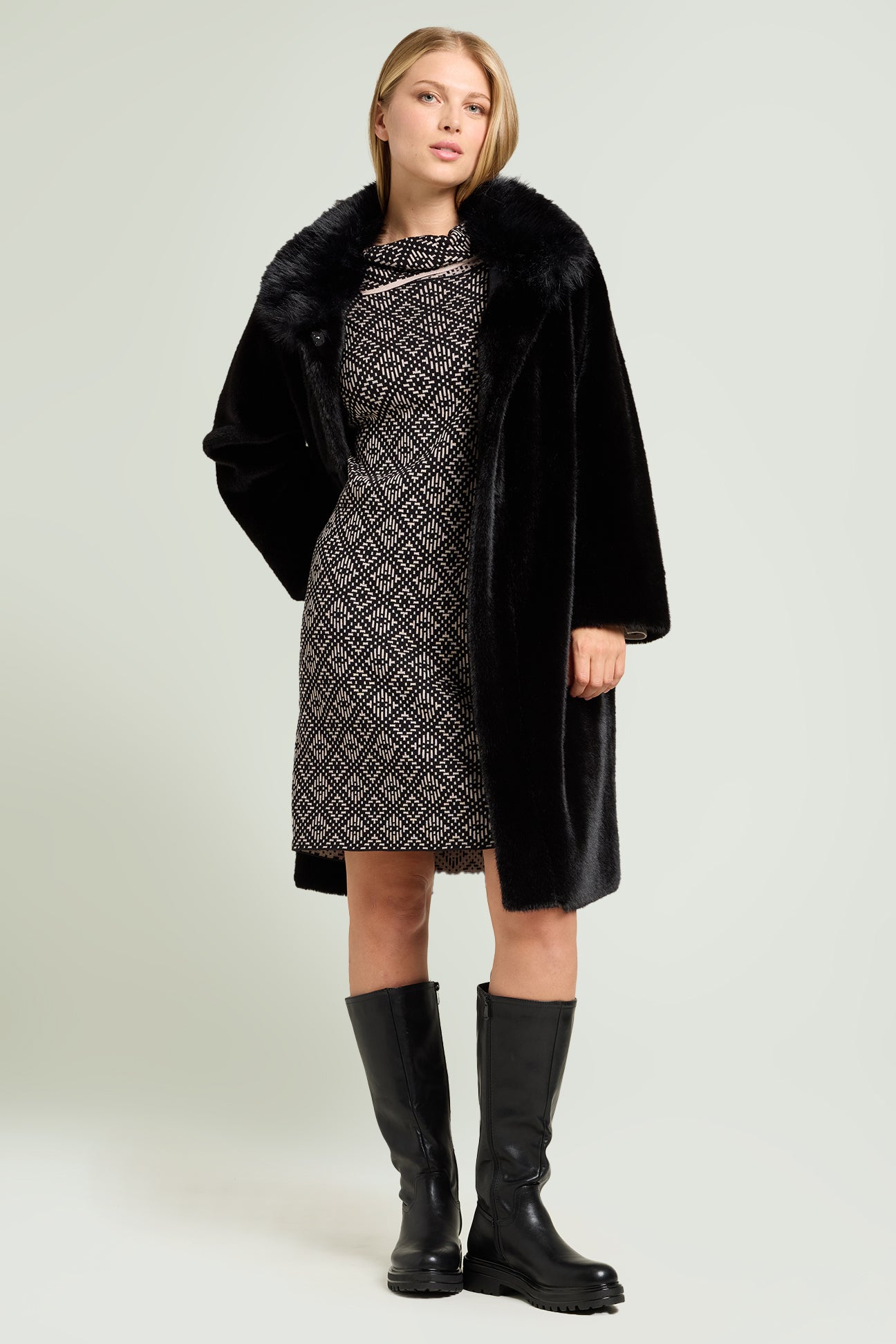 ABITO JACQUARD IN MAGLIA