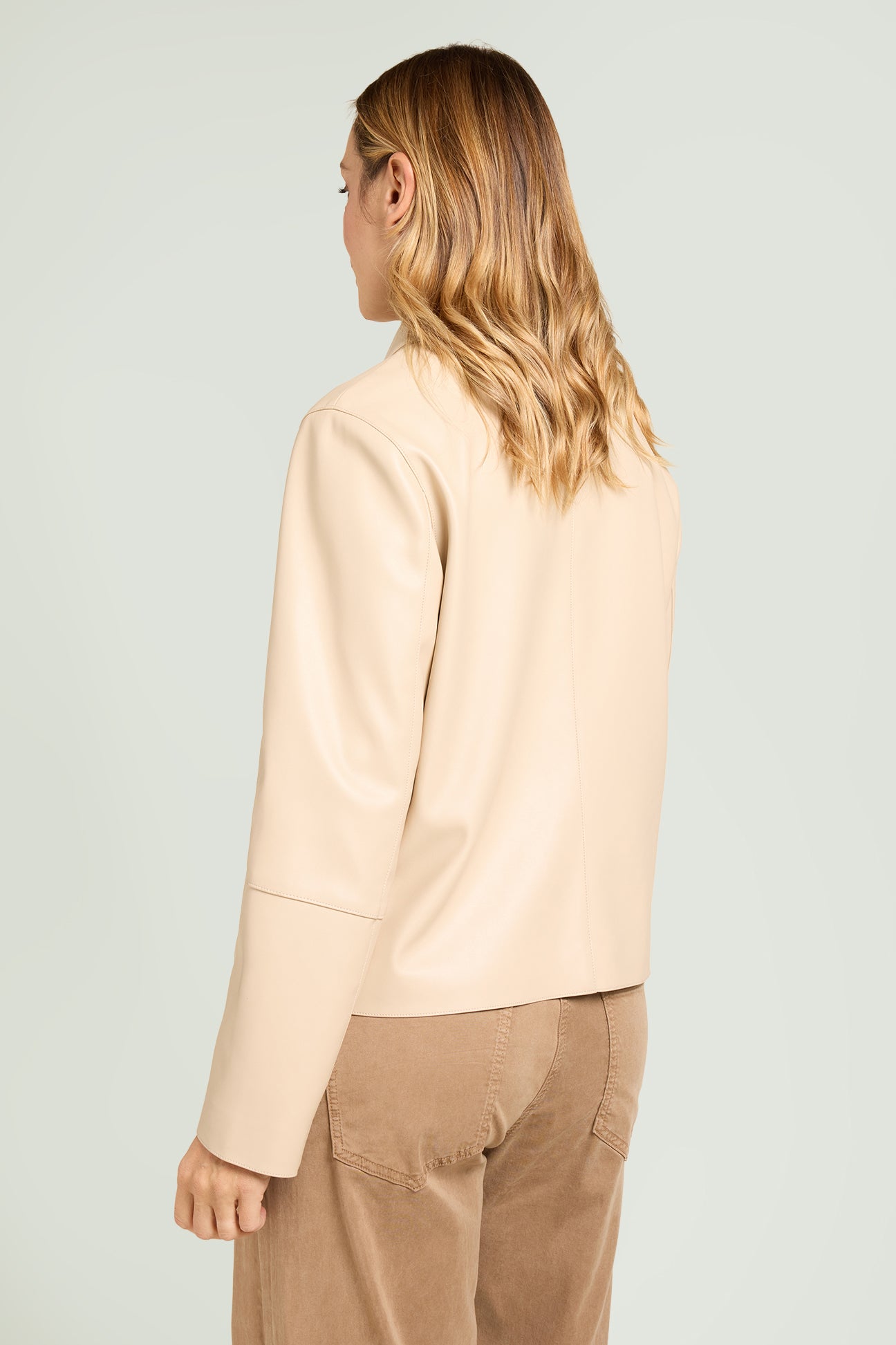 GIACCA IN TESSUTO SPALMATO